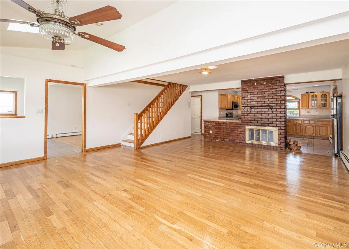 12 Cable Lane, Oyster Bay, NY, 6 Bedrooms Bedrooms, 10 Rooms Rooms,2 BathroomsBathrooms,Residential,For Rent,Cable,0,1048311 12 Cable Lane, Oyster Bay, NY, 6 Bedrooms Bedrooms, 10 Rooms Rooms,2 BathroomsBathrooms,Residential,For Rent,Cable,0,1048311