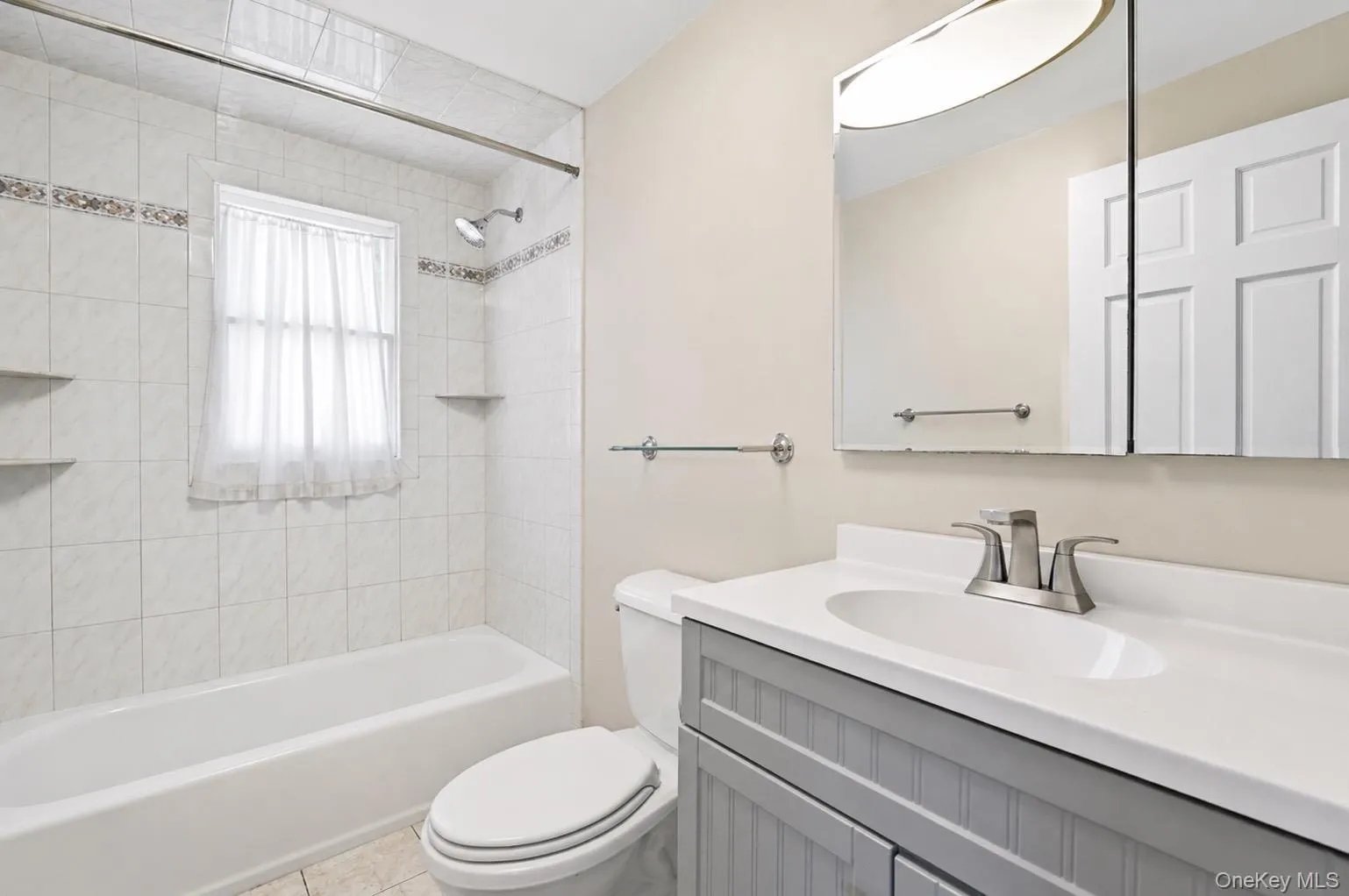 12 Cable Lane, Oyster Bay, NY, 6 Bedrooms Bedrooms, 10 Rooms Rooms,2 BathroomsBathrooms,Residential,For Rent,Cable,0,1048311 12 Cable Lane, Oyster Bay, NY, 6 Bedrooms Bedrooms, 10 Rooms Rooms,2 BathroomsBathrooms,Residential,For Rent,Cable,0,1048311