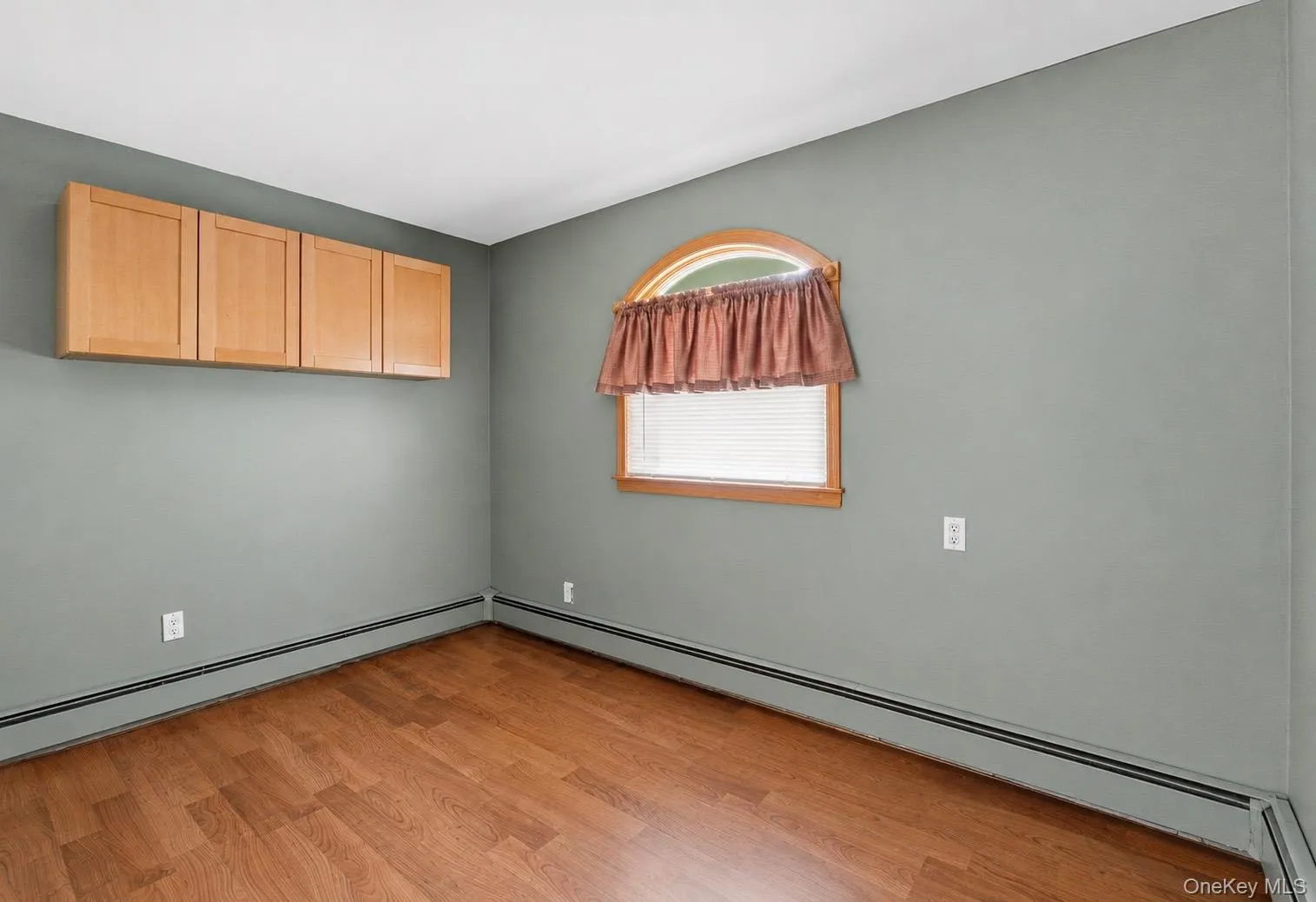 12 Cable Lane, Oyster Bay, NY, 6 Bedrooms Bedrooms, 10 Rooms Rooms,2 BathroomsBathrooms,Residential,For Rent,Cable,0,1048311 12 Cable Lane, Oyster Bay, NY, 6 Bedrooms Bedrooms, 10 Rooms Rooms,2 BathroomsBathrooms,Residential,For Rent,Cable,0,1048311