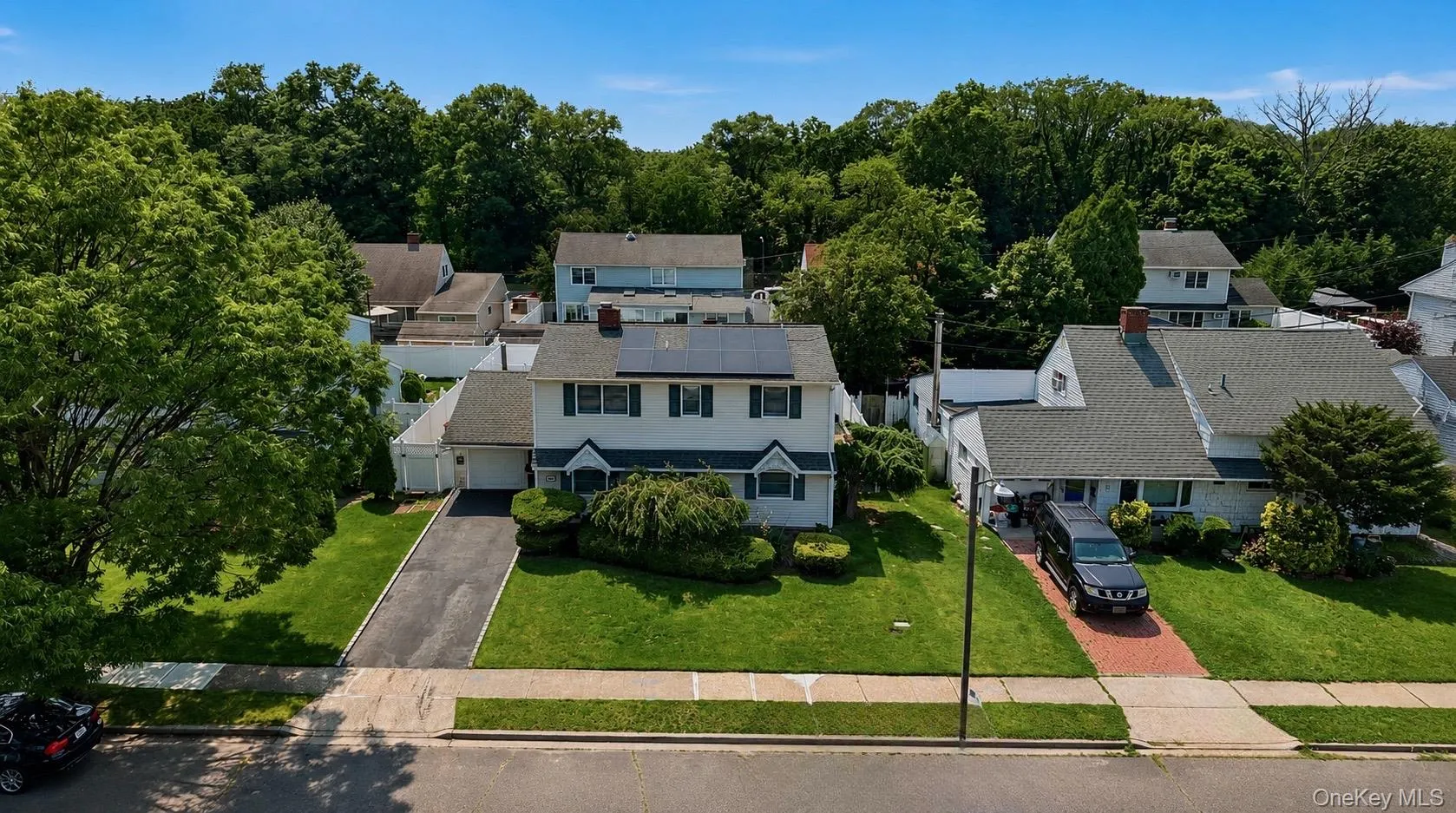 12 Cable Lane, Oyster Bay, NY, 6 Bedrooms Bedrooms, 10 Rooms Rooms,2 BathroomsBathrooms,Residential,For Rent,Cable,0,1048311 12 Cable Lane, Oyster Bay, NY, 6 Bedrooms Bedrooms, 10 Rooms Rooms,2 BathroomsBathrooms,Residential,For Rent,Cable,0,1048311