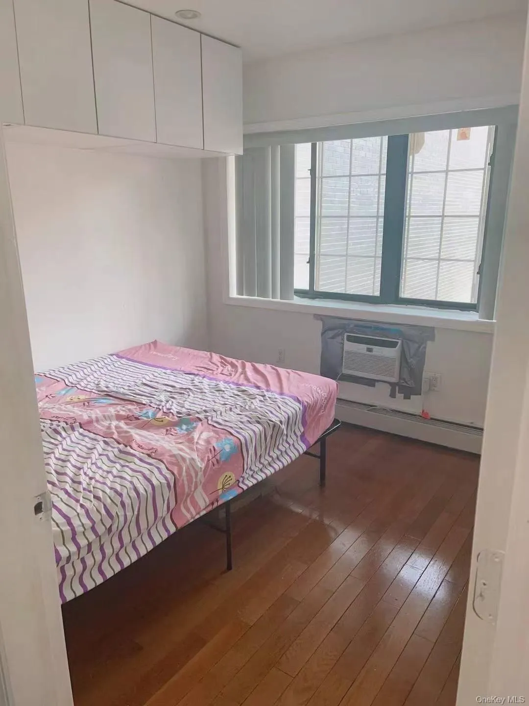 142-28 37th Avenue, New York, NY, 1 Bedroom Bedrooms, 3 Rooms Rooms,1 BathroomBathrooms,Residential,For Rent,37th,0,1048317 142-28 37th Avenue, New York, NY, 1 Bedroom Bedrooms, 3 Rooms Rooms,1 BathroomBathrooms,Residential,For Rent,37th,0,1048317