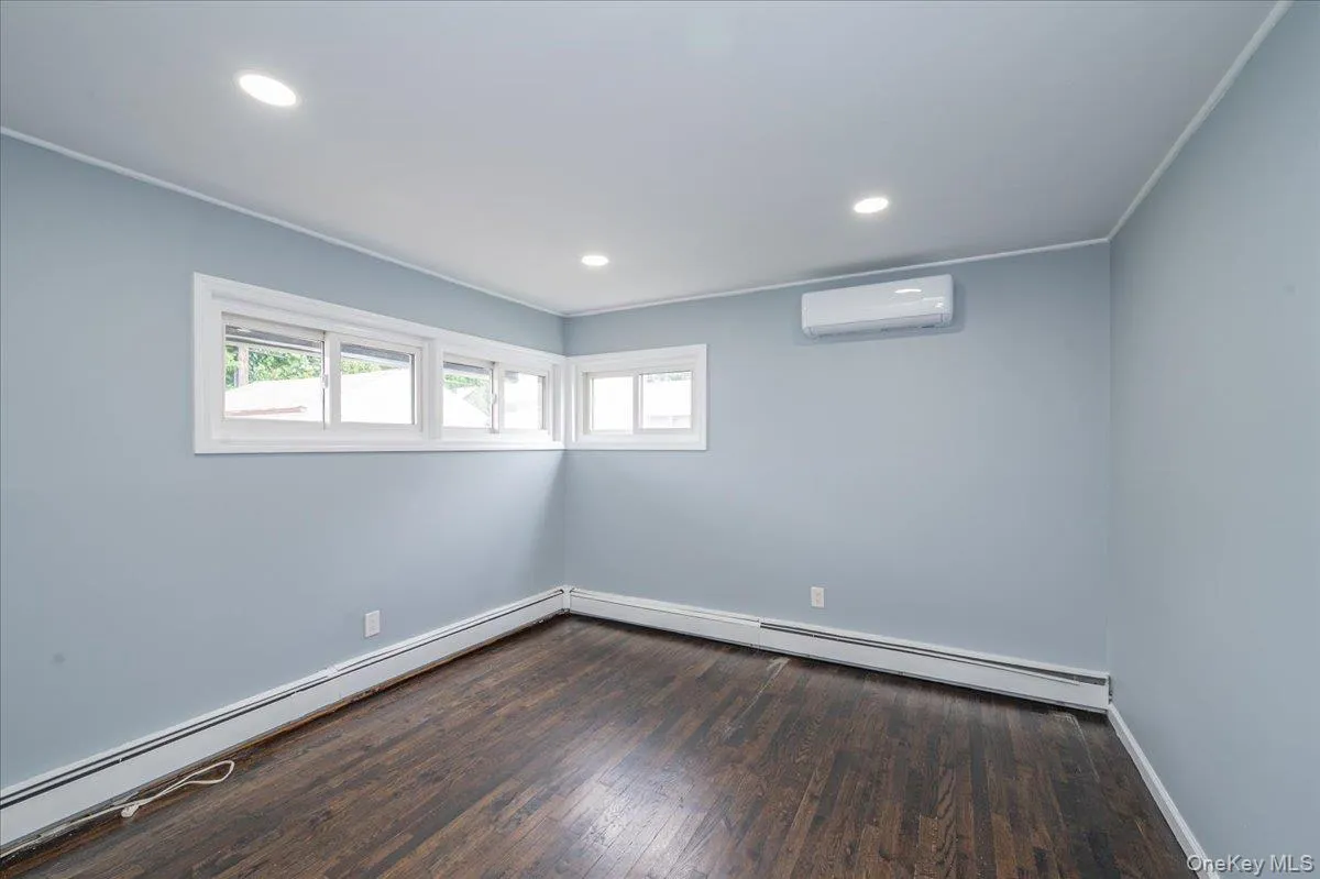 54 Ketcham Avenue, Oyster Bay, NY, 5 Bedrooms Bedrooms, 7 Rooms Rooms,3 BathroomsBathrooms,Residential Lease,For Rent,Ketcham,0,1048320 54 Ketcham Avenue, Oyster Bay, NY, 5 Bedrooms Bedrooms, 7 Rooms Rooms,3 BathroomsBathrooms,Residential Lease,For Rent,Ketcham,0,1048320