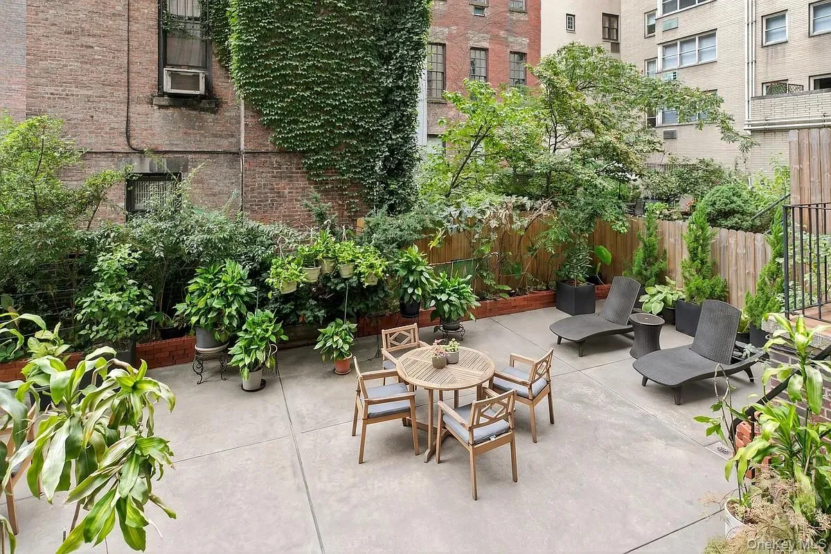 110 36th Street, New York, NY, 1 Bedroom Bedrooms, 2 Rooms Rooms,1 BathroomBathrooms,Residential,For Rent,36th,0,1048322 110 36th Street, New York, NY, 1 Bedroom Bedrooms, 2 Rooms Rooms,1 BathroomBathrooms,Residential,For Rent,36th,0,1048322