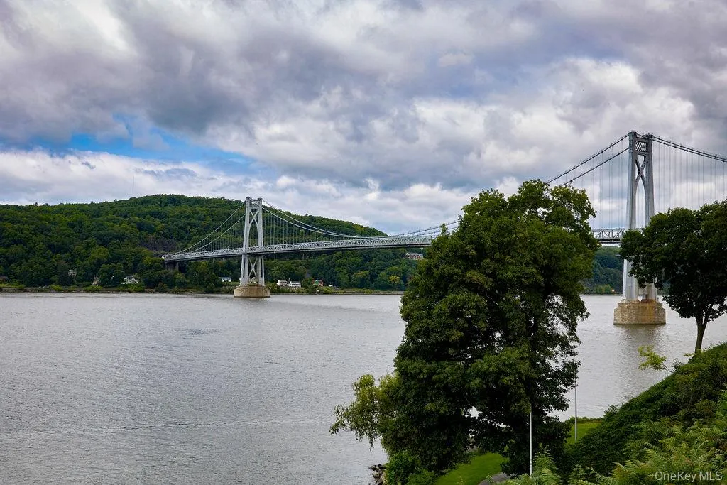 38 Hurlihe Street, Poughkeepsie, NY, 1 Bedroom Bedrooms, 3 Rooms Rooms,1 BathroomBathrooms,Residential,For Rent,Hurlihe,0,1048326 38 Hurlihe Street, Poughkeepsie, NY, 1 Bedroom Bedrooms, 3 Rooms Rooms,1 BathroomBathrooms,Residential,For Rent,Hurlihe,0,1048326