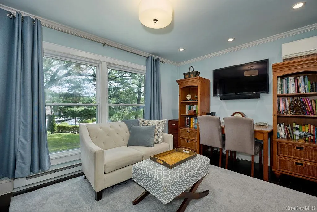 38 Hurlihe Street, Poughkeepsie, NY, 1 Bedroom Bedrooms, 3 Rooms Rooms,1 BathroomBathrooms,Residential,For Rent,Hurlihe,0,1048326 38 Hurlihe Street, Poughkeepsie, NY, 1 Bedroom Bedrooms, 3 Rooms Rooms,1 BathroomBathrooms,Residential,For Rent,Hurlihe,0,1048326