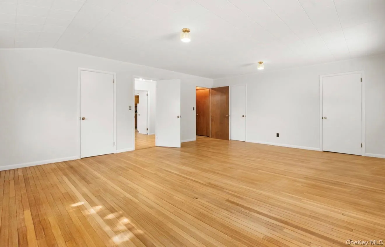500 Lake Boulevard, Carmel, NY, 4 Bedroom Bedrooms, 5 Room Rooms,3 BathroomBathrooms,Residential Lease,For Rent,Lake,0,1048334 500 Lake Boulevard, Carmel, NY, 4 Bedroom Bedrooms, 5 Room Rooms,3 BathroomBathrooms,Residential Lease,For Rent,Lake,0,1048334