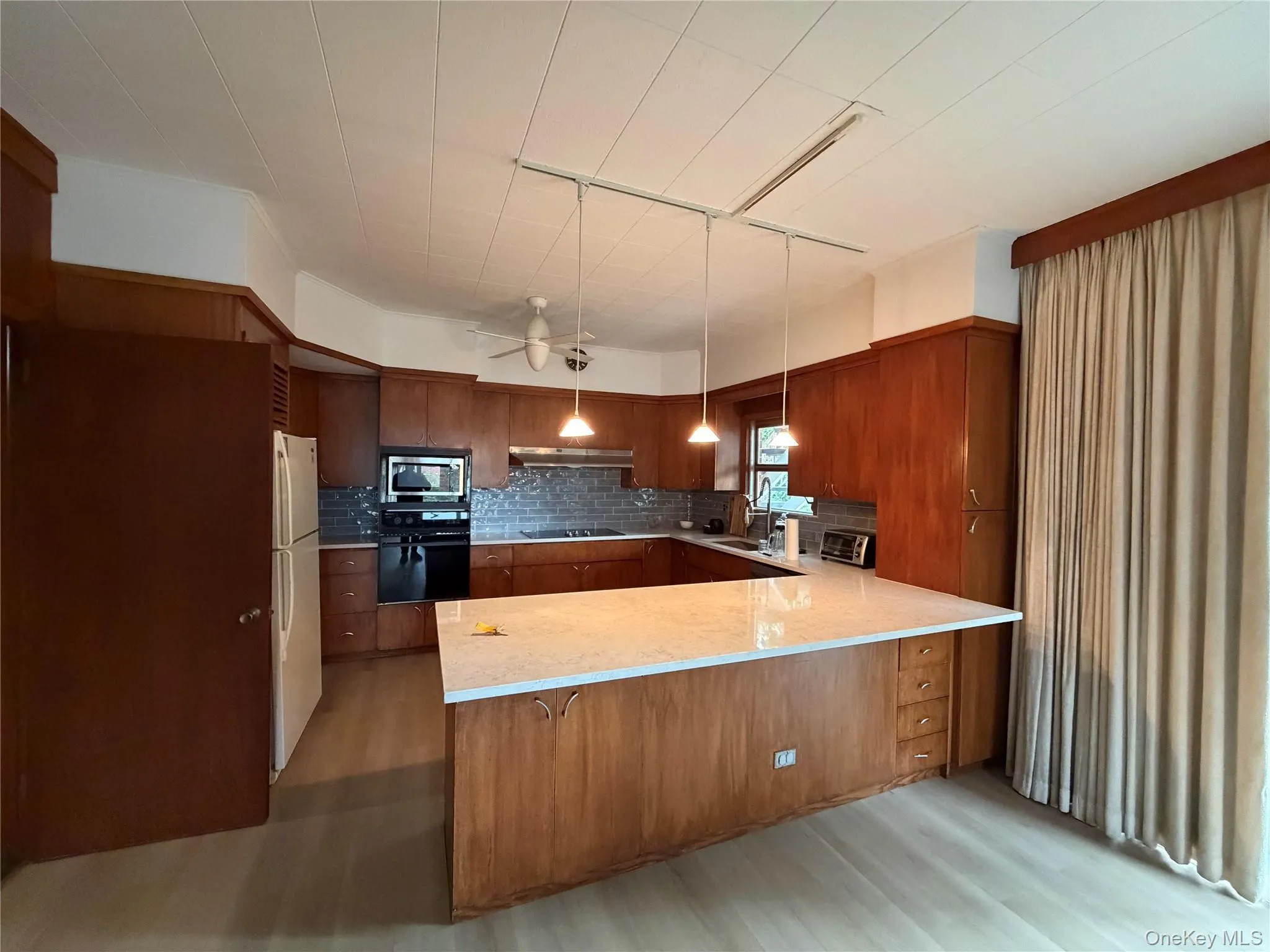 500 Lake Boulevard, Carmel, NY, 4 Bedroom Bedrooms, 5 Room Rooms,3 BathroomBathrooms,Residential Lease,For Rent,Lake,0,1048334 500 Lake Boulevard, Carmel, NY, 4 Bedroom Bedrooms, 5 Room Rooms,3 BathroomBathrooms,Residential Lease,For Rent,Lake,0,1048334