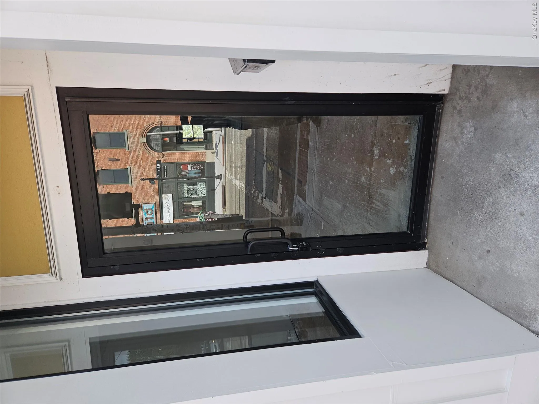 The covered entry adds to your patron's comfort. The covered entry adds to your patron's comfort.