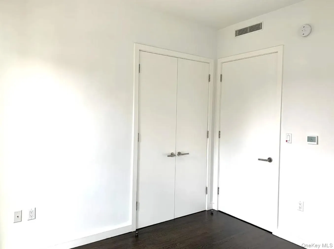 37-40 27th Street, New York, NY, 2 Bedrooms Bedrooms, 4 Rooms Rooms,1 BathroomBathrooms,Residential Lease,For Rent,27th,0,1048343 37-40 27th Street, New York, NY, 2 Bedrooms Bedrooms, 4 Rooms Rooms,1 BathroomBathrooms,Residential Lease,For Rent,27th,0,1048343