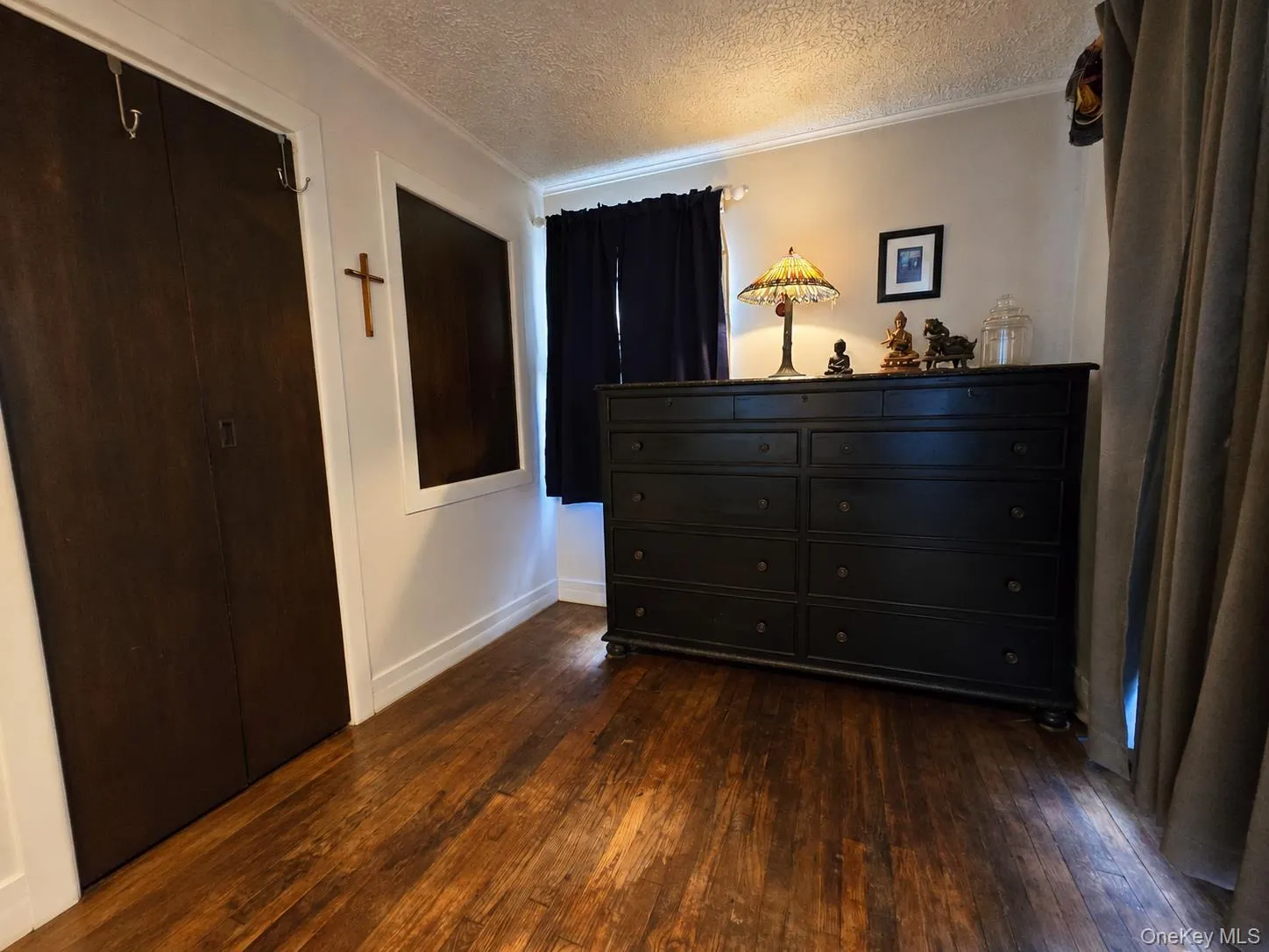37 Marino Avenue, North Hempstead, NY, 1 Bedroom Bedrooms, 4 Rooms Rooms,1 BathroomBathrooms,Residential,For Rent,Marino,0,1048348 37 Marino Avenue, North Hempstead, NY, 1 Bedroom Bedrooms, 4 Rooms Rooms,1 BathroomBathrooms,Residential,For Rent,Marino,0,1048348