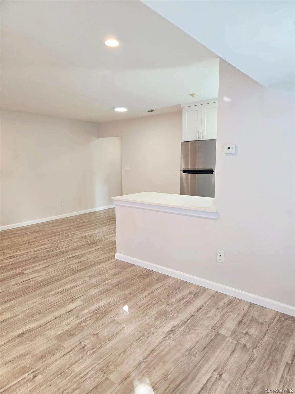 27 Fargo Court, Brookhaven, NY, 1 Bedroom Bedrooms, 4 Rooms Rooms,1 BathroomBathrooms,Residential,For Rent,Fargo,0,1048355 27 Fargo Court, Brookhaven, NY, 1 Bedroom Bedrooms, 4 Rooms Rooms,1 BathroomBathrooms,Residential,For Rent,Fargo,0,1048355