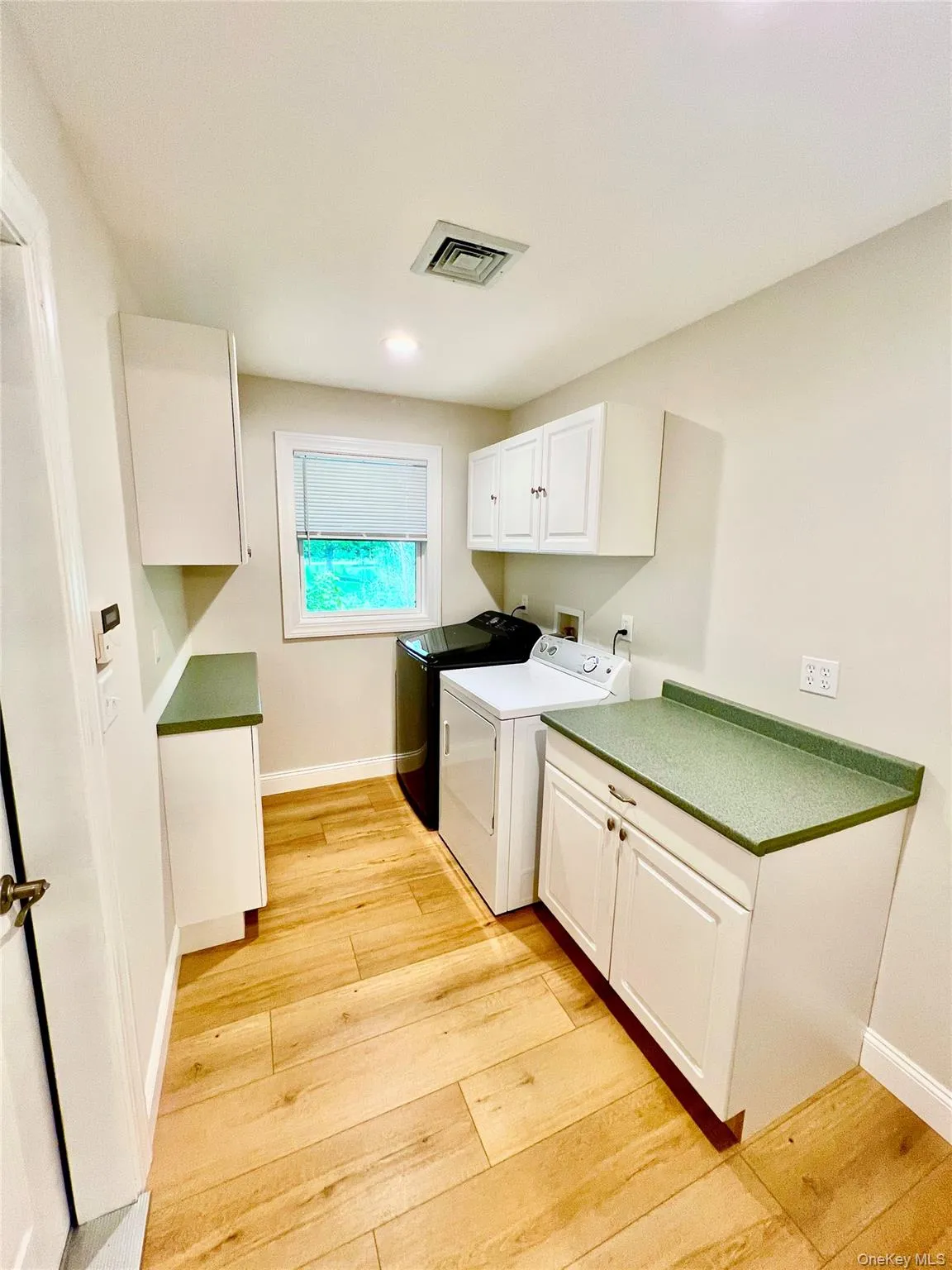 50 Cocoa Lane, Newburgh (town), NY, 3 Bedrooms Bedrooms, 9 Rooms Rooms,2 BathroomsBathrooms,Residential,For Rent,Cocoa,0,1048360 50 Cocoa Lane, Newburgh (town), NY, 3 Bedrooms Bedrooms, 9 Rooms Rooms,2 BathroomsBathrooms,Residential,For Rent,Cocoa,0,1048360