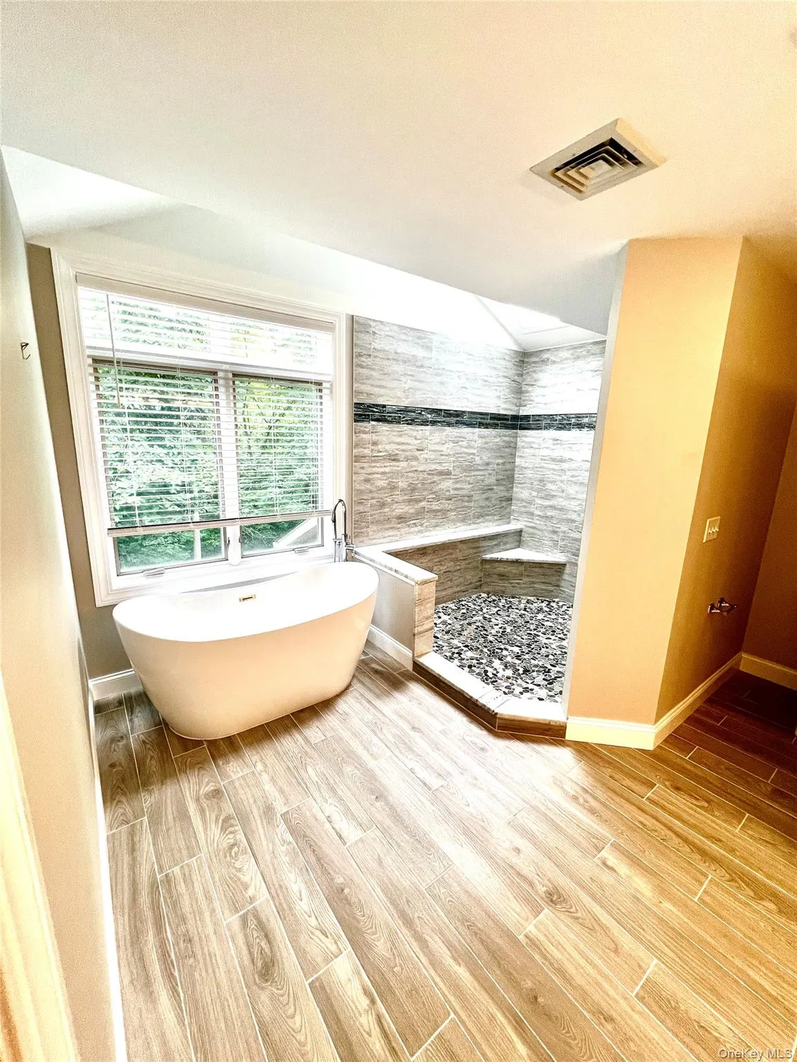 50 Cocoa Lane, Newburgh (town), NY, 3 Bedrooms Bedrooms, 9 Rooms Rooms,2 BathroomsBathrooms,Residential,For Rent,Cocoa,0,1048360 50 Cocoa Lane, Newburgh (town), NY, 3 Bedrooms Bedrooms, 9 Rooms Rooms,2 BathroomsBathrooms,Residential,For Rent,Cocoa,0,1048360