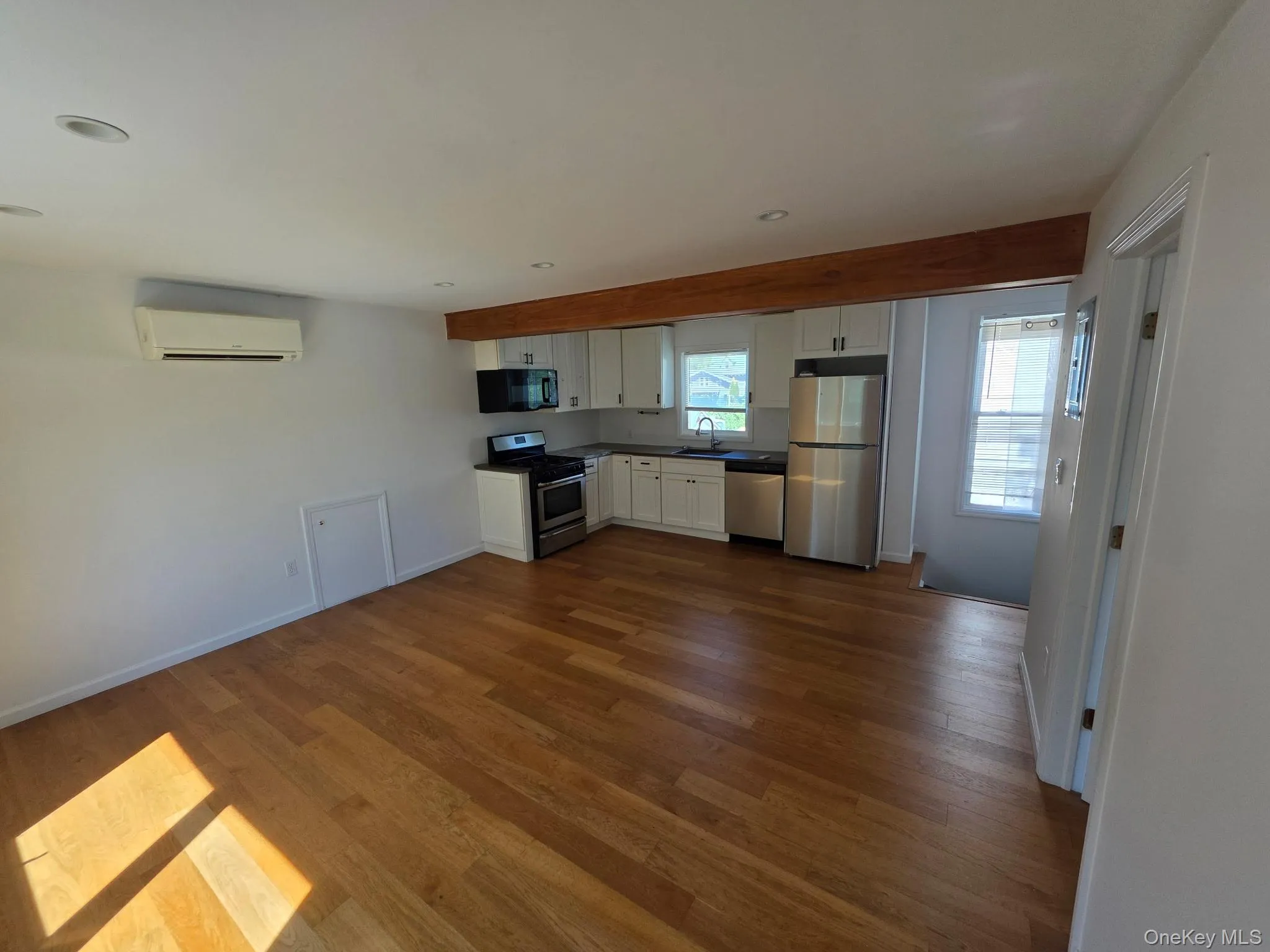 109 Fourth Avenue, Pelham, NY, 2 Bedrooms Bedrooms, 5 Rooms Rooms,2 BathroomsBathrooms,Residential Lease,For Rent,Fourth,0,1048361 109 Fourth Avenue, Pelham, NY, 2 Bedrooms Bedrooms, 5 Rooms Rooms,2 BathroomsBathrooms,Residential Lease,For Rent,Fourth,0,1048361