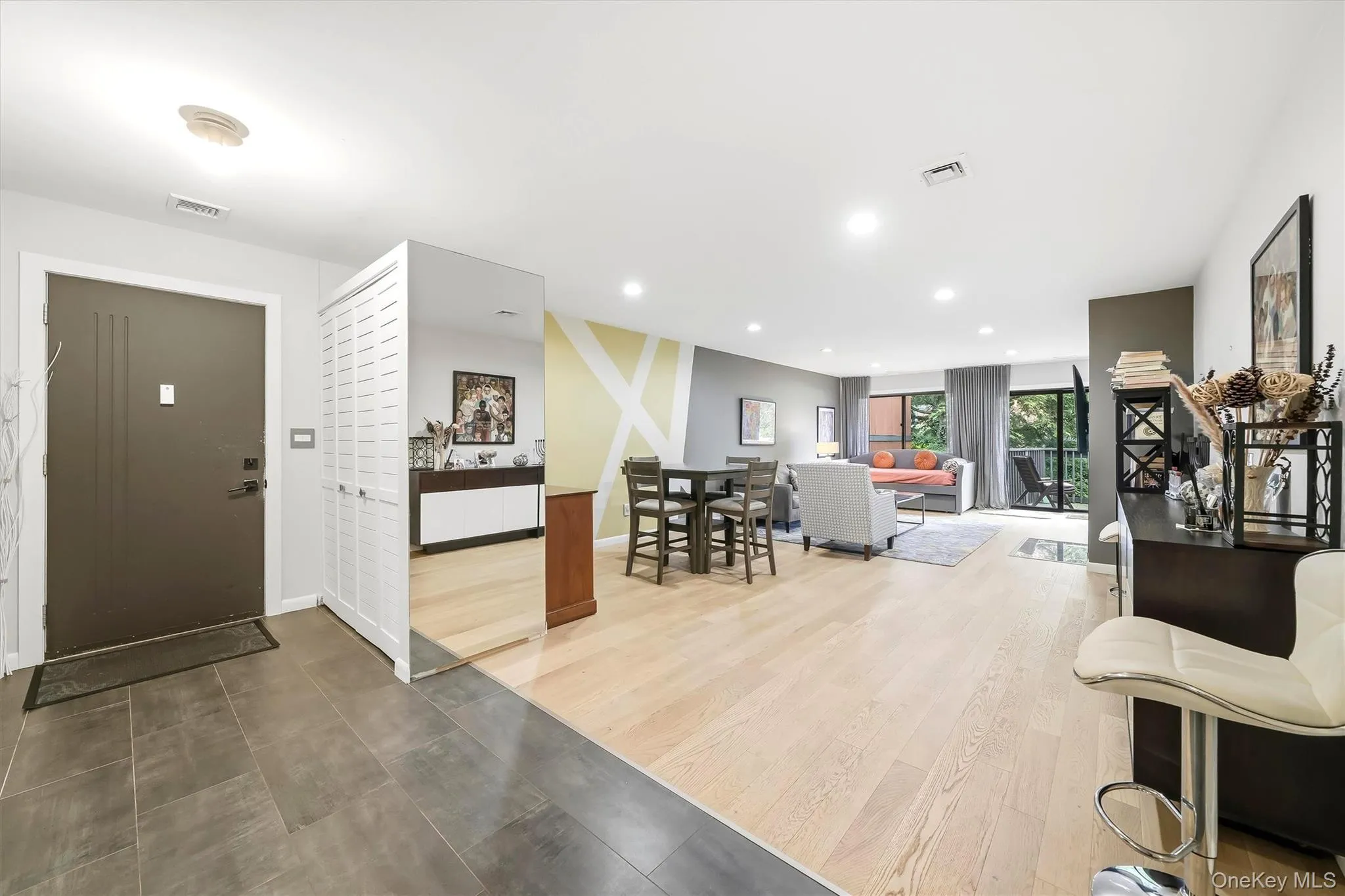 347 Martling Avenue, Greenburgh, NY, 2 Bedrooms Bedrooms, 4 Rooms Rooms,2 BathroomsBathrooms,Residential,For Rent,Martling,0,1048362 347 Martling Avenue, Greenburgh, NY, 2 Bedrooms Bedrooms, 4 Rooms Rooms,2 BathroomsBathrooms,Residential,For Rent,Martling,0,1048362