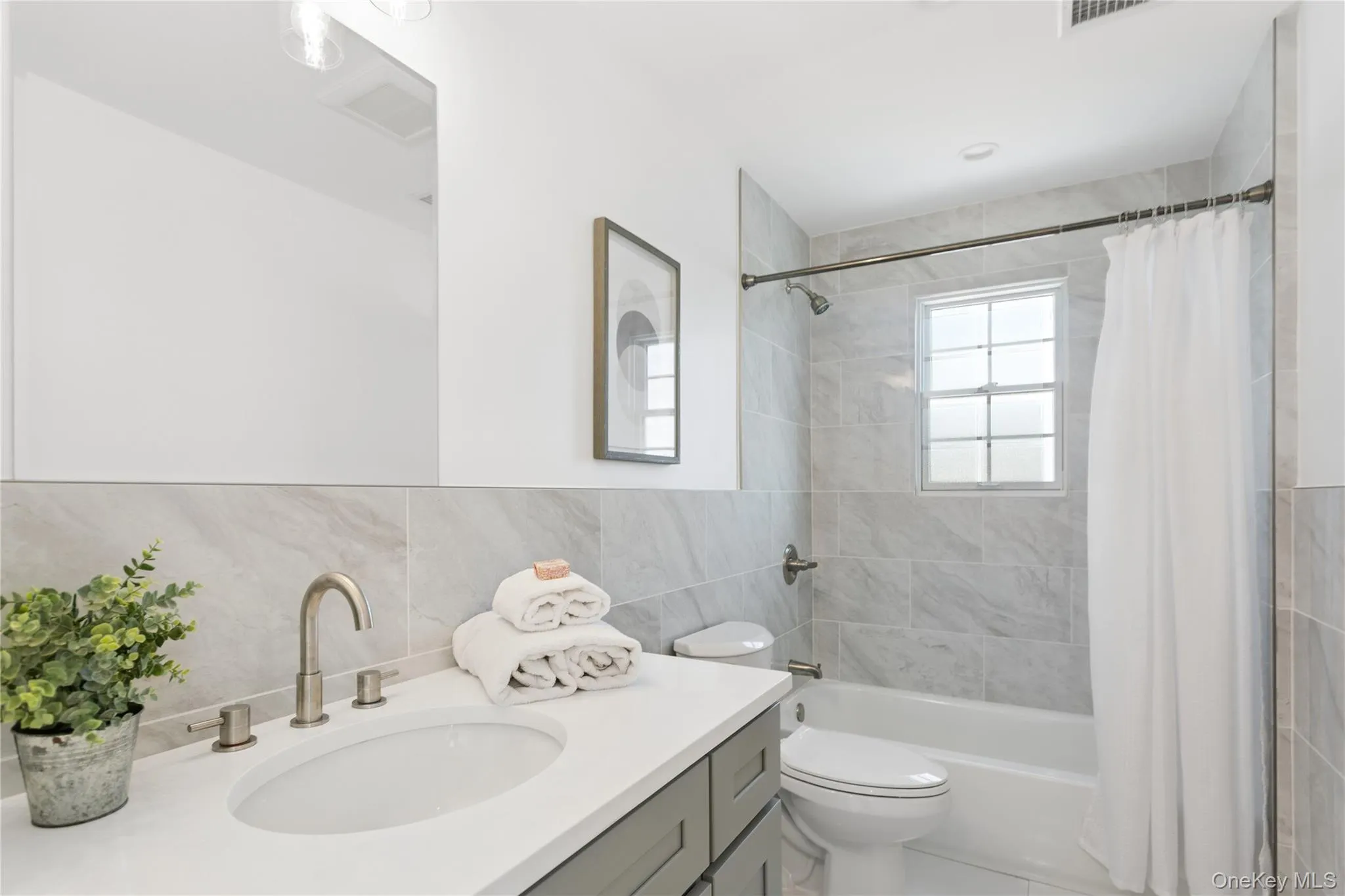 1222 Powell Avenue, Hempstead, NY, 4 Bedrooms Bedrooms, 10 Rooms Rooms,4 BathroomsBathrooms,Residential,For Rent,Powell,0,1048367 1222 Powell Avenue, Hempstead, NY, 4 Bedrooms Bedrooms, 10 Rooms Rooms,4 BathroomsBathrooms,Residential,For Rent,Powell,0,1048367