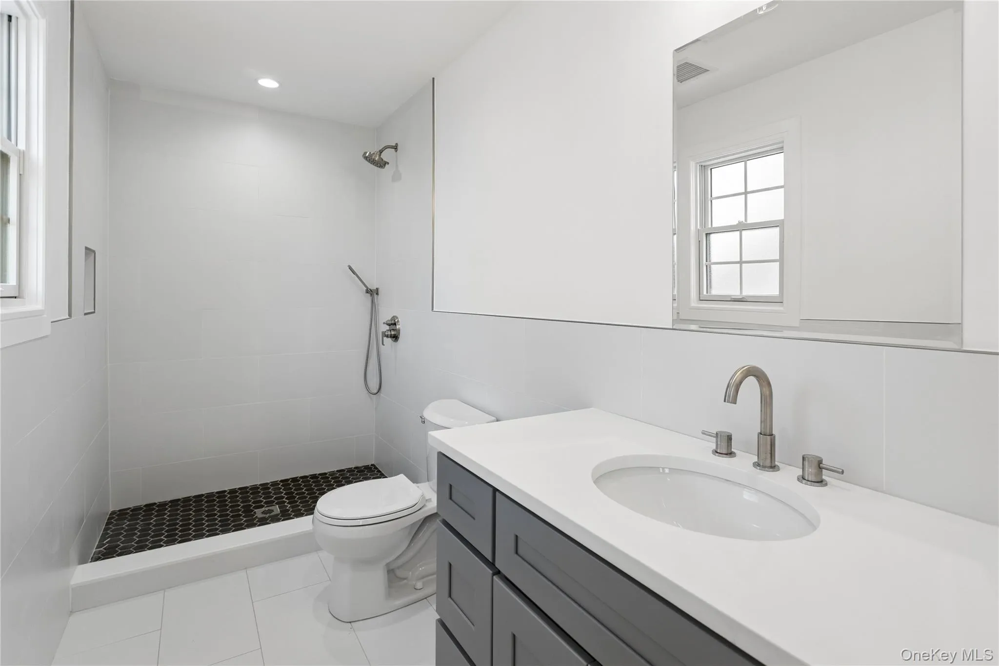 1222 Powell Avenue, Hempstead, NY, 4 Bedrooms Bedrooms, 10 Rooms Rooms,4 BathroomsBathrooms,Residential,For Rent,Powell,0,1048367 1222 Powell Avenue, Hempstead, NY, 4 Bedrooms Bedrooms, 10 Rooms Rooms,4 BathroomsBathrooms,Residential,For Rent,Powell,0,1048367
