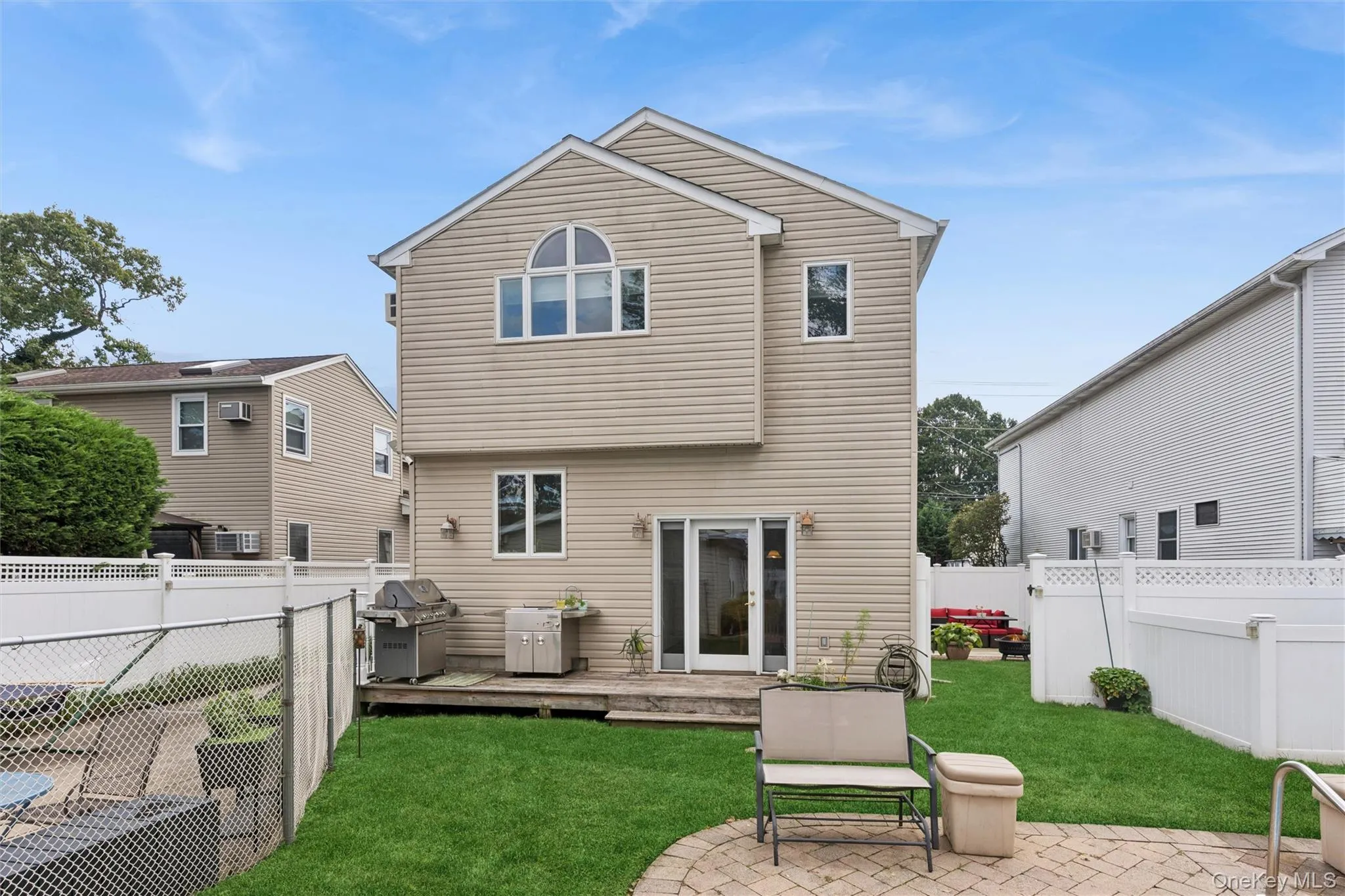 122 Commonwealth Avenue, Hempstead, NY, 5 Bedrooms Bedrooms, 12 Rooms Rooms,3 BathroomsBathrooms,Residential,For Rent,Commonwealth,0,1048375 122 Commonwealth Avenue, Hempstead, NY, 5 Bedrooms Bedrooms, 12 Rooms Rooms,3 BathroomsBathrooms,Residential,For Rent,Commonwealth,0,1048375