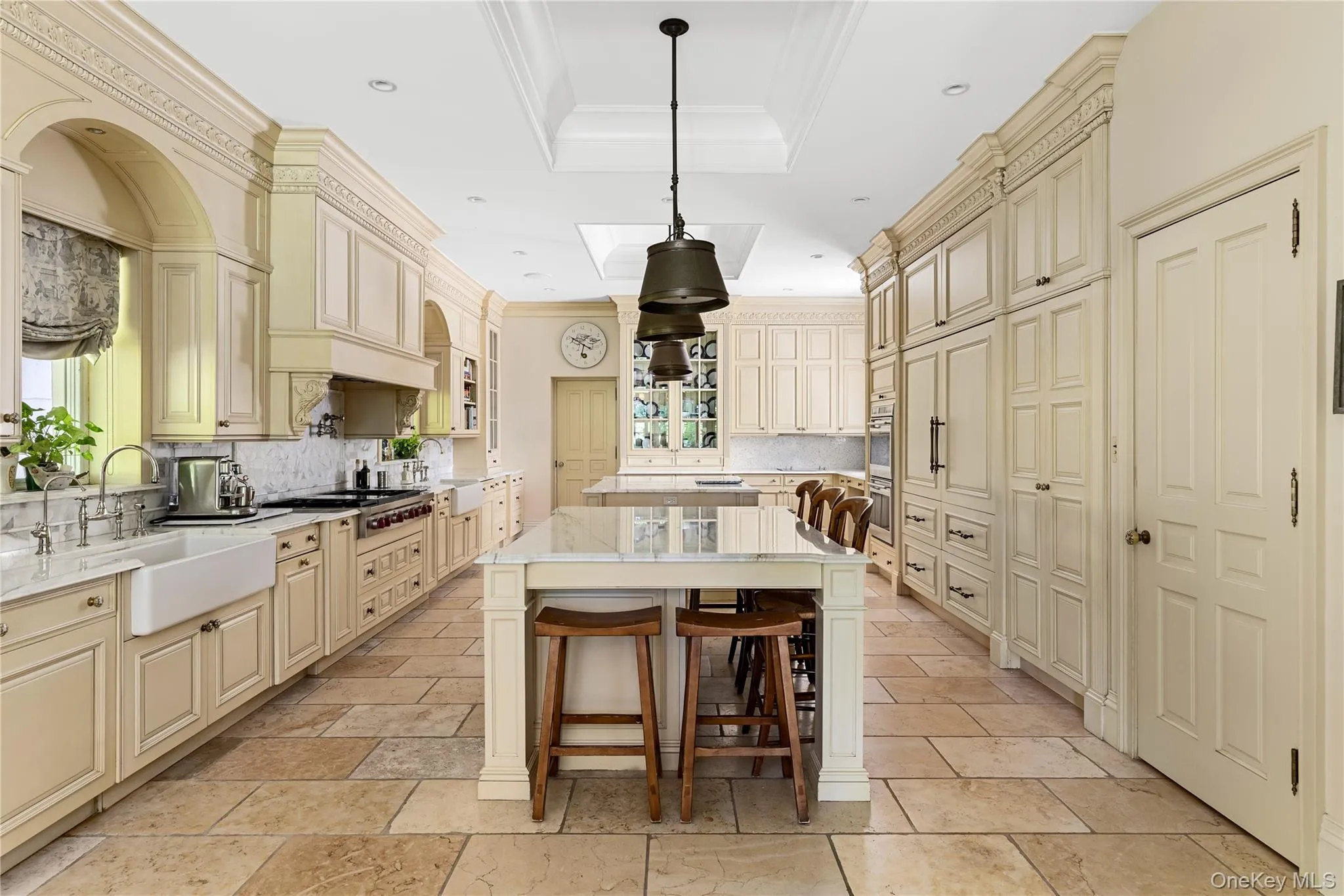 100 Horseshoe Road, Oyster Bay, NY, 10 Bedrooms Bedrooms, 16 Rooms Rooms,10 BathroomsBathrooms,Residential,For Rent,Horseshoe,0,1048378 100 Horseshoe Road, Oyster Bay, NY, 10 Bedrooms Bedrooms, 16 Rooms Rooms,10 BathroomsBathrooms,Residential,For Rent,Horseshoe,0,1048378