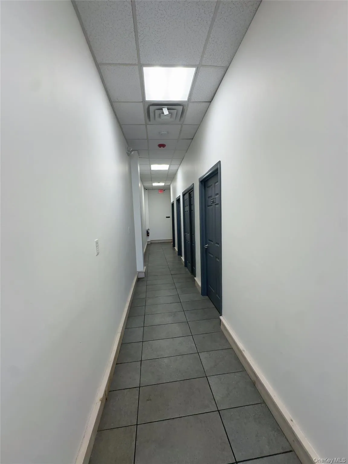 3336 Hillside Ave, North Hempstead, NY, ,Commercial Lease,For Rent,Hillside Ave,0,1048380 3336 Hillside Ave, North Hempstead, NY, ,Commercial Lease,For Rent,Hillside Ave,0,1048380