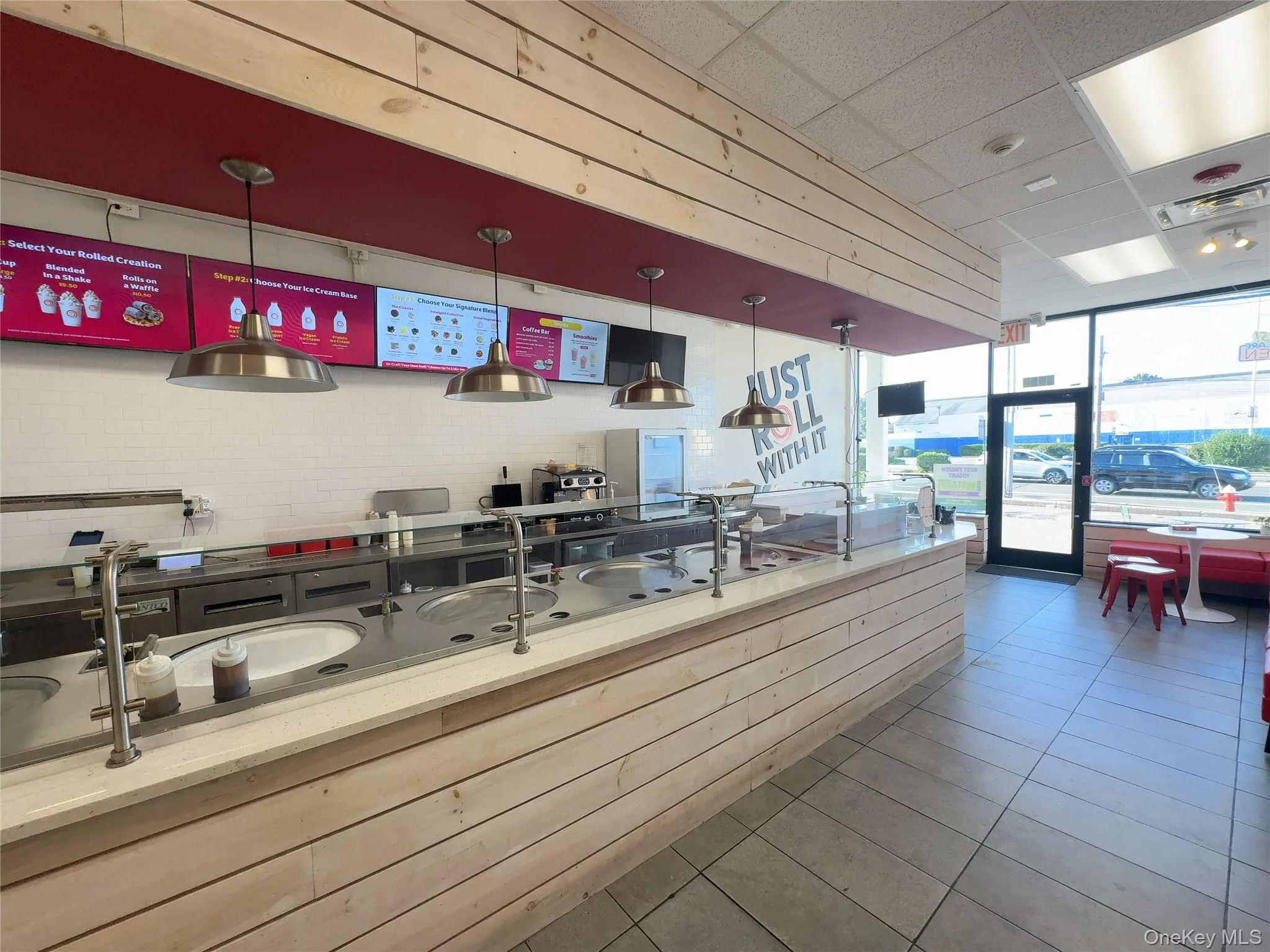 3336 Hillside Ave, North Hempstead, NY, ,Commercial Lease,For Rent,Hillside Ave,0,1048380 3336 Hillside Ave, North Hempstead, NY, ,Commercial Lease,For Rent,Hillside Ave,0,1048380