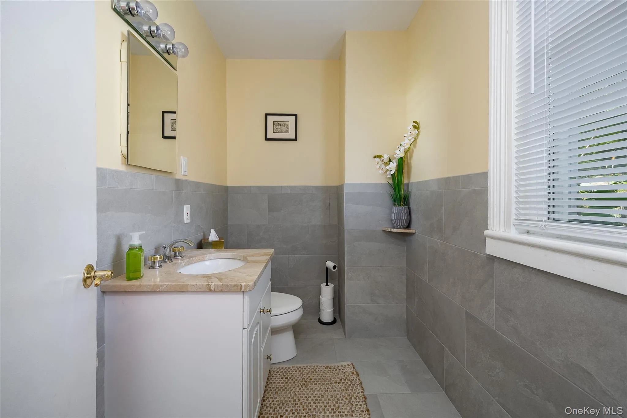 125 Vineyard Avenue, Lloyd, NY, 4 Bedrooms Bedrooms, 13 Rooms Rooms,2 BathroomsBathrooms,Residential,For Rent,Vineyard,0,1048382 125 Vineyard Avenue, Lloyd, NY, 4 Bedrooms Bedrooms, 13 Rooms Rooms,2 BathroomsBathrooms,Residential,For Rent,Vineyard,0,1048382