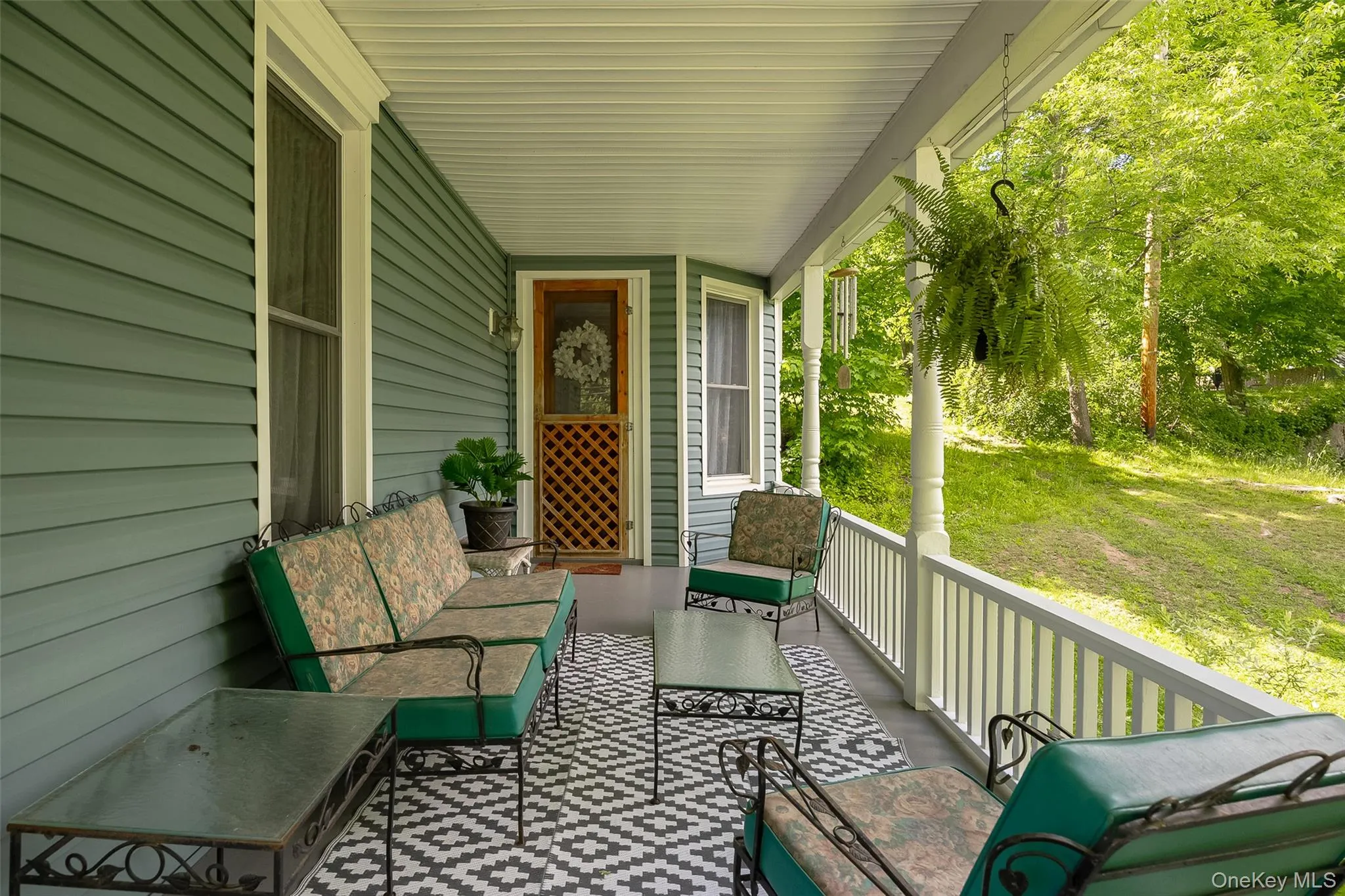 125 Vineyard Avenue, Lloyd, NY, 4 Bedrooms Bedrooms, 13 Rooms Rooms,2 BathroomsBathrooms,Residential,For Rent,Vineyard,0,1048382 125 Vineyard Avenue, Lloyd, NY, 4 Bedrooms Bedrooms, 13 Rooms Rooms,2 BathroomsBathrooms,Residential,For Rent,Vineyard,0,1048382