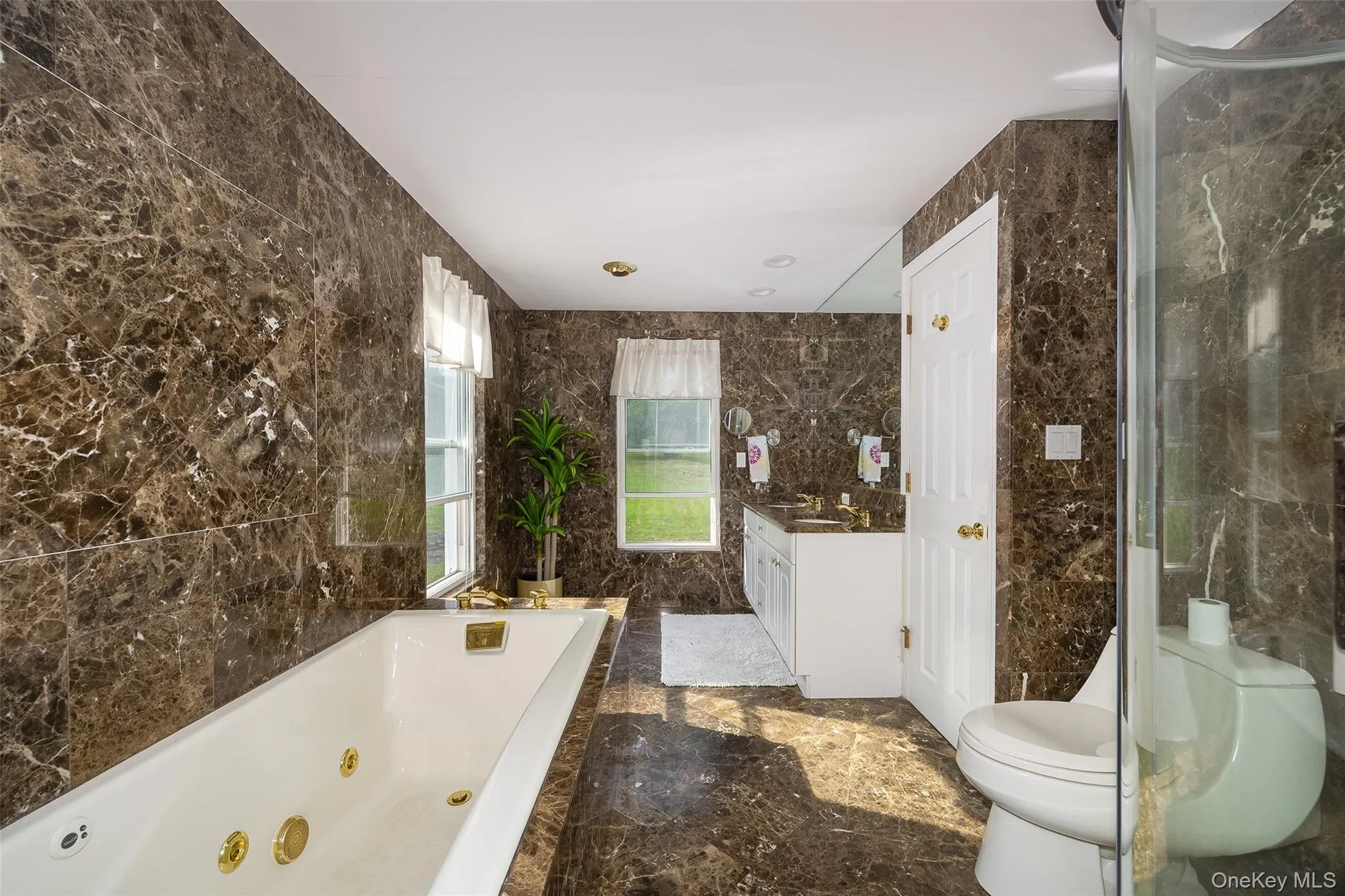 125 Vineyard Avenue, Lloyd, NY, 4 Bedrooms Bedrooms, 13 Rooms Rooms,2 BathroomsBathrooms,Residential,For Rent,Vineyard,0,1048382 125 Vineyard Avenue, Lloyd, NY, 4 Bedrooms Bedrooms, 13 Rooms Rooms,2 BathroomsBathrooms,Residential,For Rent,Vineyard,0,1048382