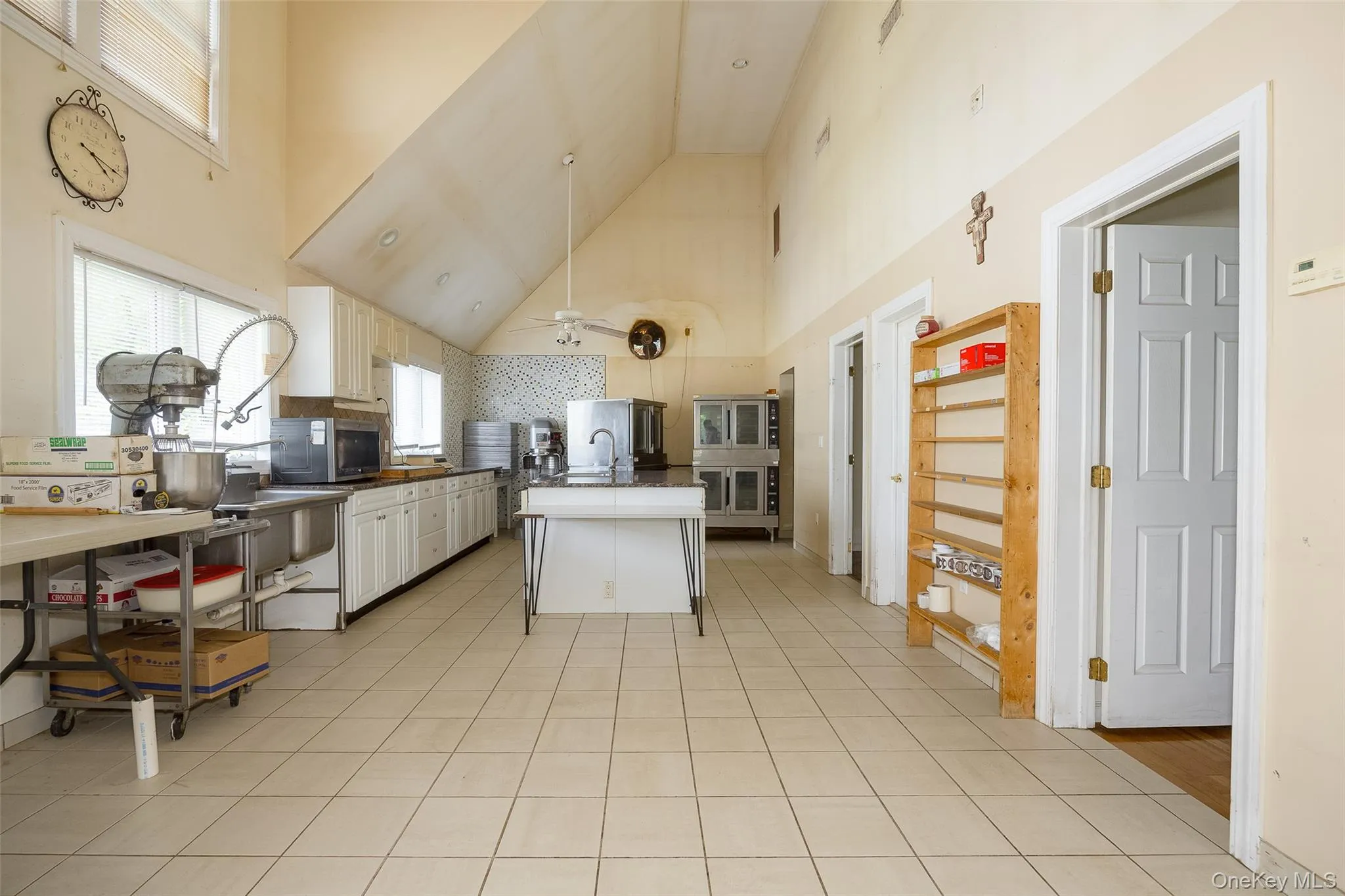 Accessory Space Kitchen Accessory Space Kitchen