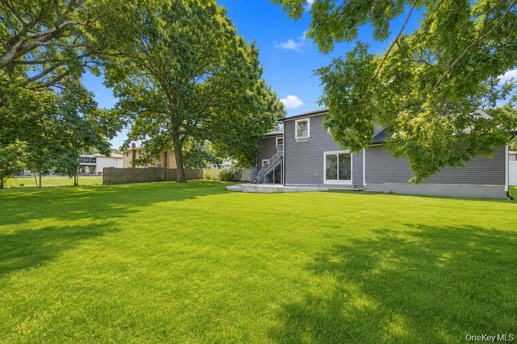 41 Madison Avenue, Babylon, NY, 7 Bedrooms Bedrooms, 14 Rooms Rooms,2 BathroomsBathrooms,Residential,For Rent,Madison,0,1048383 41 Madison Avenue, Babylon, NY, 7 Bedrooms Bedrooms, 14 Rooms Rooms,2 BathroomsBathrooms,Residential,For Rent,Madison,0,1048383