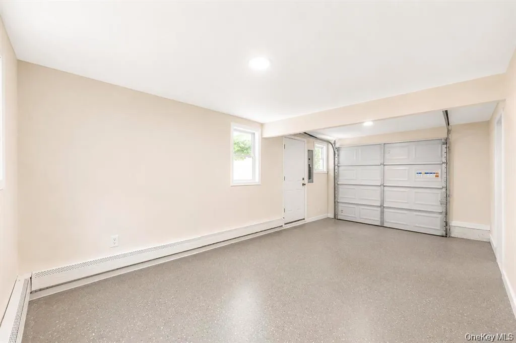 41 Madison Avenue, Babylon, NY, 7 Bedrooms Bedrooms, 14 Rooms Rooms,2 BathroomsBathrooms,Residential,For Rent,Madison,0,1048383 41 Madison Avenue, Babylon, NY, 7 Bedrooms Bedrooms, 14 Rooms Rooms,2 BathroomsBathrooms,Residential,For Rent,Madison,0,1048383