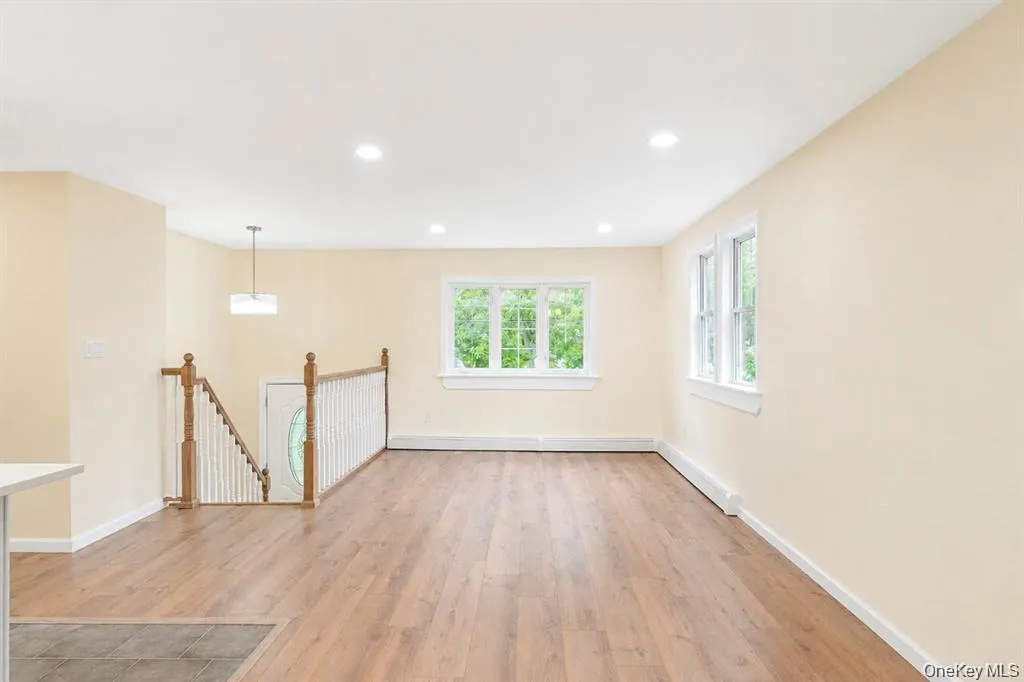 41 Madison Avenue, Babylon, NY, 7 Bedrooms Bedrooms, 14 Rooms Rooms,2 BathroomsBathrooms,Residential,For Rent,Madison,0,1048383 41 Madison Avenue, Babylon, NY, 7 Bedrooms Bedrooms, 14 Rooms Rooms,2 BathroomsBathrooms,Residential,For Rent,Madison,0,1048383