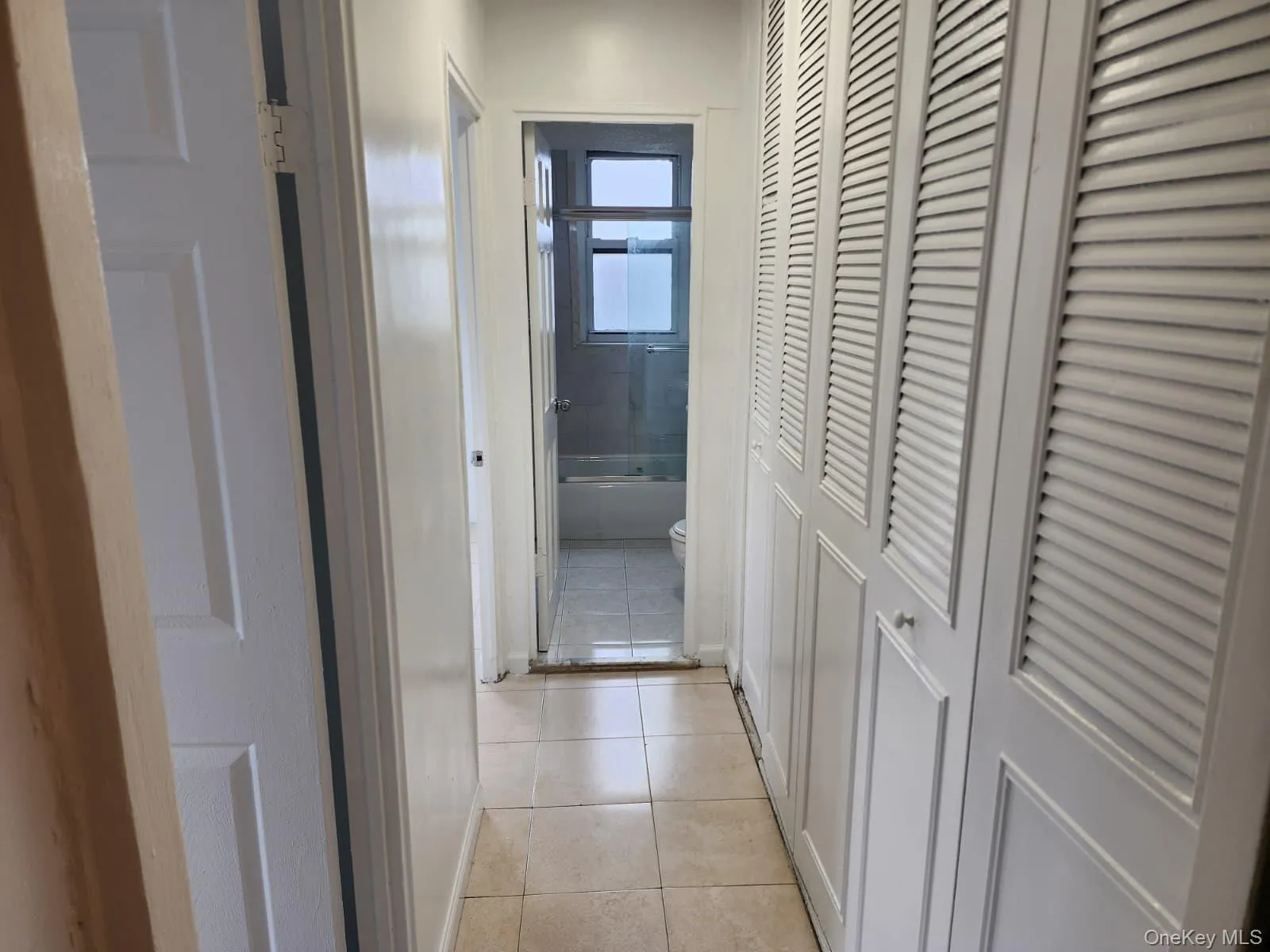 61-15 98th Street, New York, NY, 3 Bedrooms Bedrooms, 6 Rooms Rooms,2 BathroomsBathrooms,Residential Lease,For Rent,98th,0,1048384 61-15 98th Street, New York, NY, 3 Bedrooms Bedrooms, 6 Rooms Rooms,2 BathroomsBathrooms,Residential Lease,For Rent,98th,0,1048384