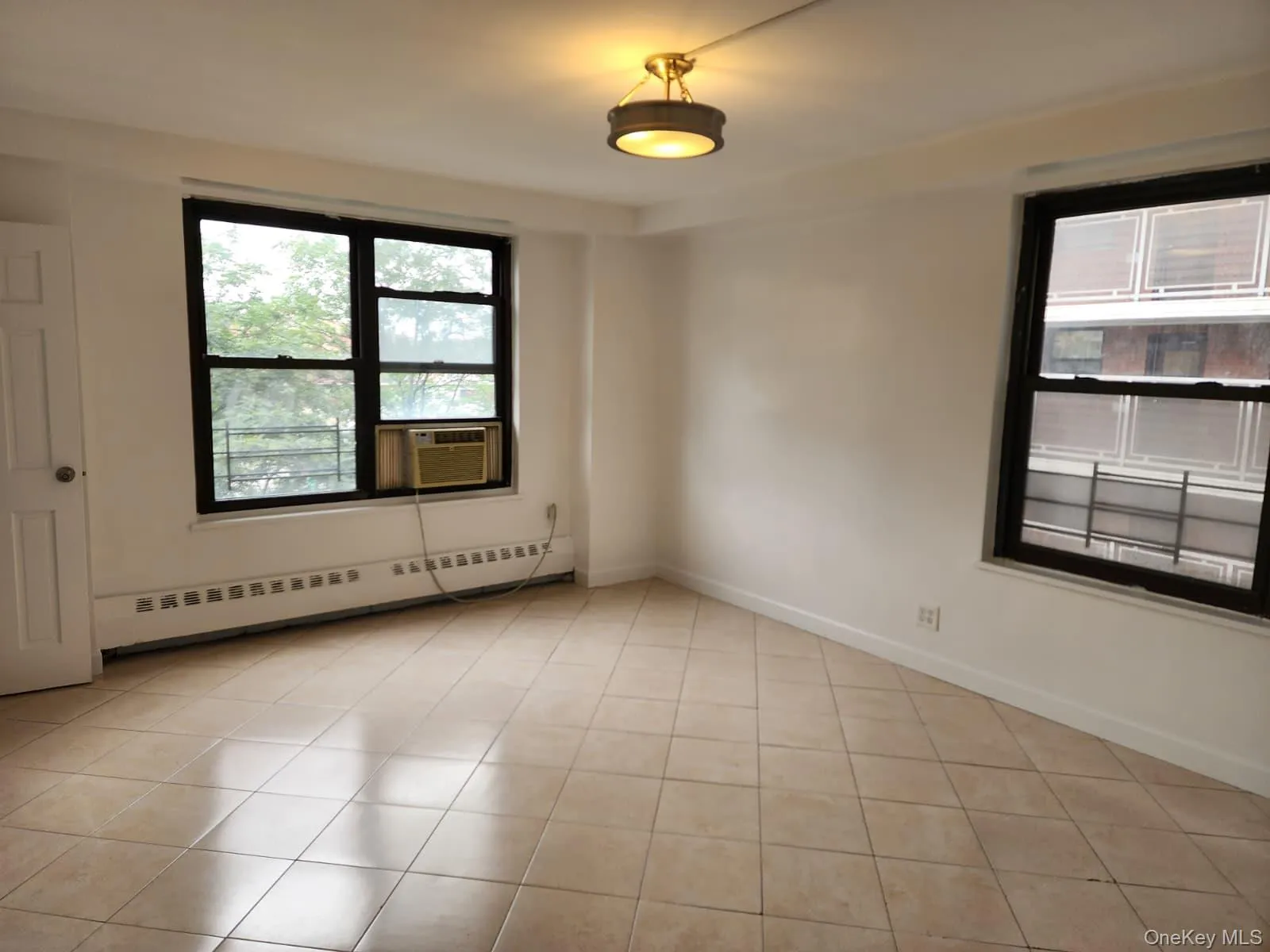 61-15 98th Street, New York, NY, 3 Bedrooms Bedrooms, 6 Rooms Rooms,2 BathroomsBathrooms,Residential Lease,For Rent,98th,0,1048384 61-15 98th Street, New York, NY, 3 Bedrooms Bedrooms, 6 Rooms Rooms,2 BathroomsBathrooms,Residential Lease,For Rent,98th,0,1048384