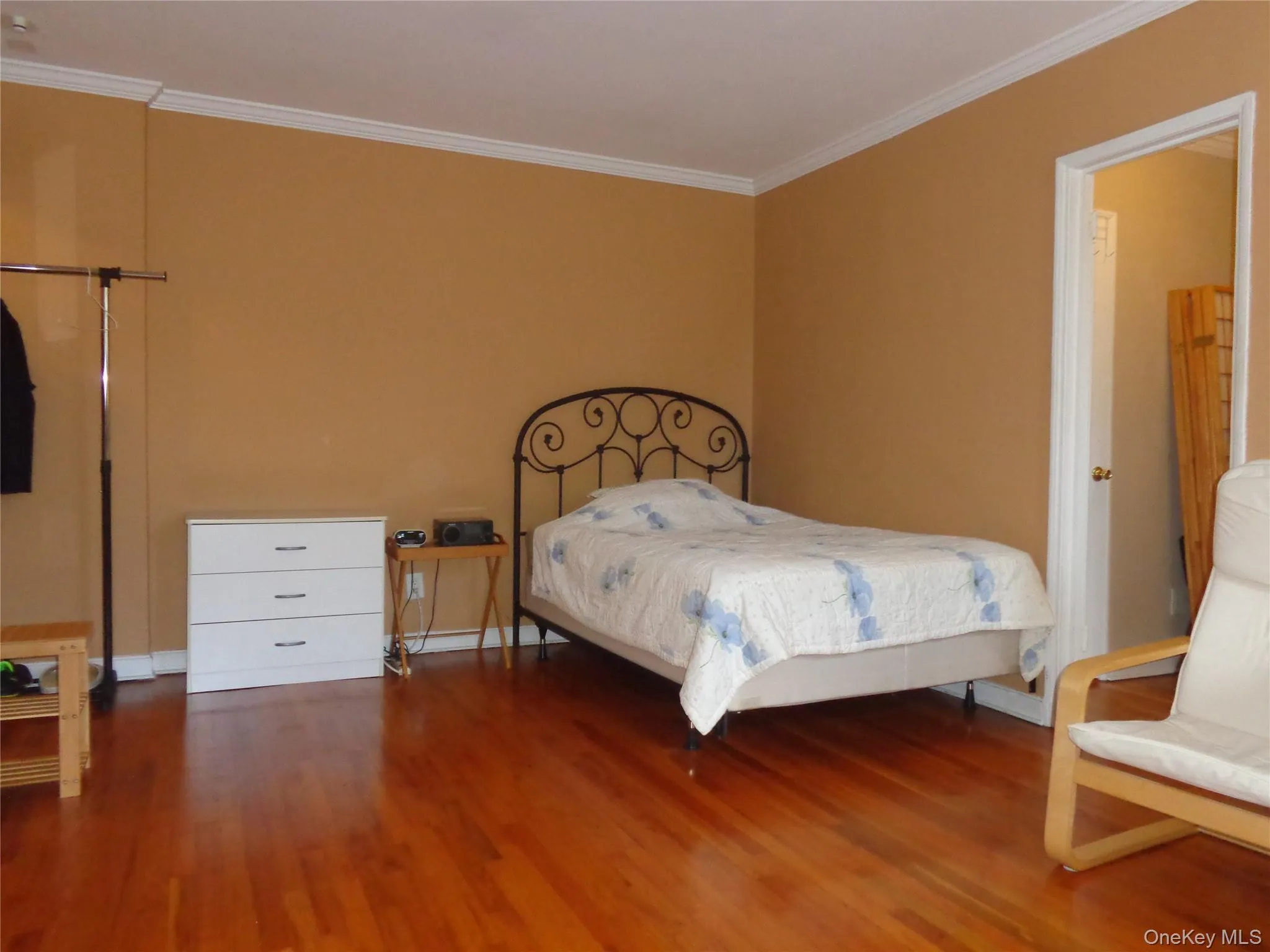 215-40 47 Avenue, New York, NY, 2 Rooms Rooms,1 BathroomBathrooms,Residential,For Rent,47 Avenue,0,1048385 215-40 47 Avenue, New York, NY, 2 Rooms Rooms,1 BathroomBathrooms,Residential,For Rent,47 Avenue,0,1048385