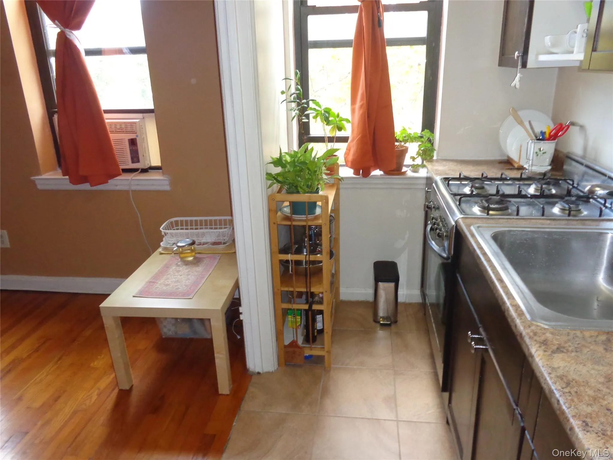 215-40 47 Avenue, New York, NY, 2 Rooms Rooms,1 BathroomBathrooms,Residential,For Rent,47 Avenue,0,1048385 215-40 47 Avenue, New York, NY, 2 Rooms Rooms,1 BathroomBathrooms,Residential,For Rent,47 Avenue,0,1048385