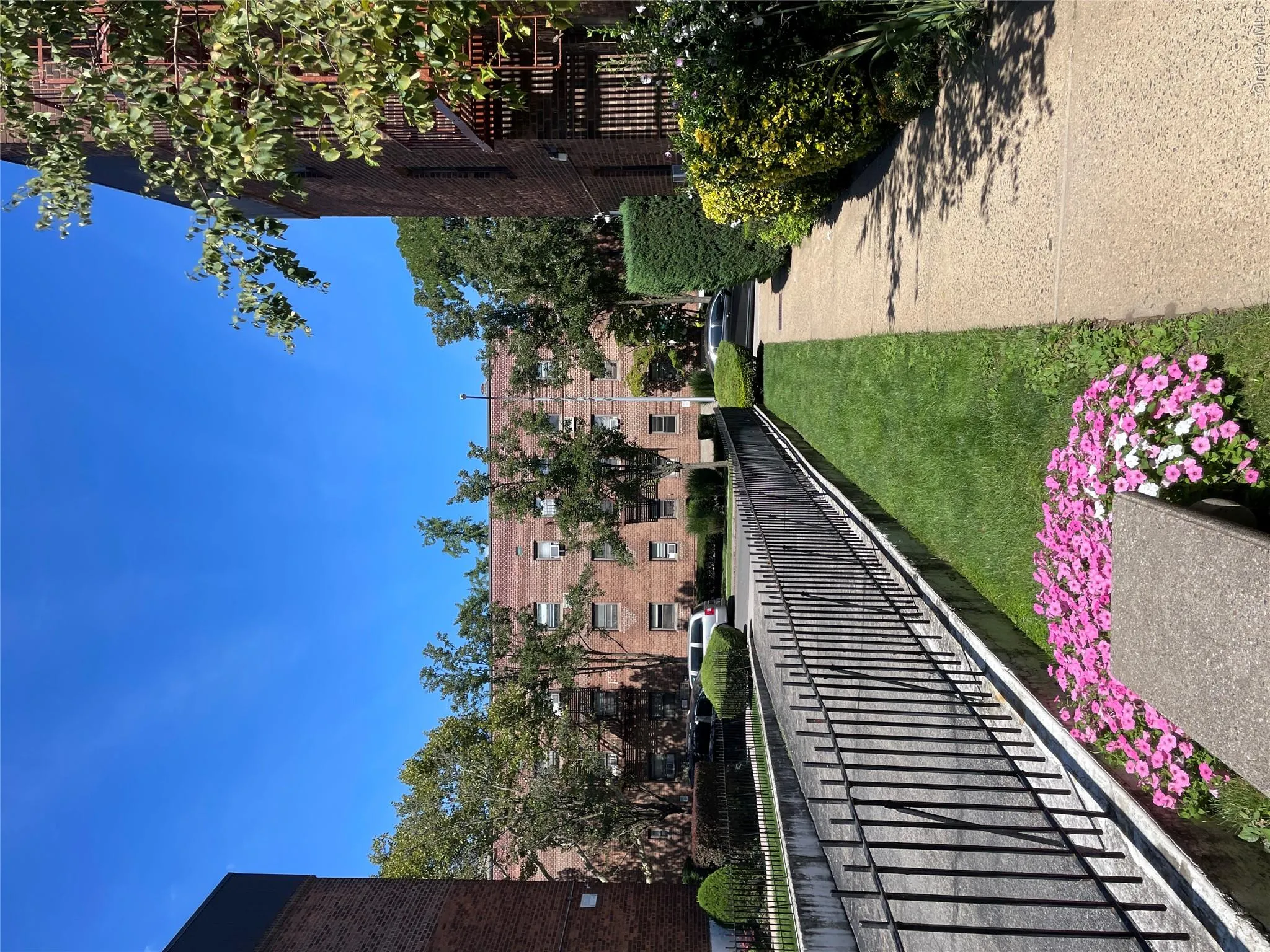 215-40 47 Avenue, New York, NY, 2 Rooms Rooms,1 BathroomBathrooms,Residential,For Rent,47 Avenue,0,1048385 215-40 47 Avenue, New York, NY, 2 Rooms Rooms,1 BathroomBathrooms,Residential,For Rent,47 Avenue,0,1048385