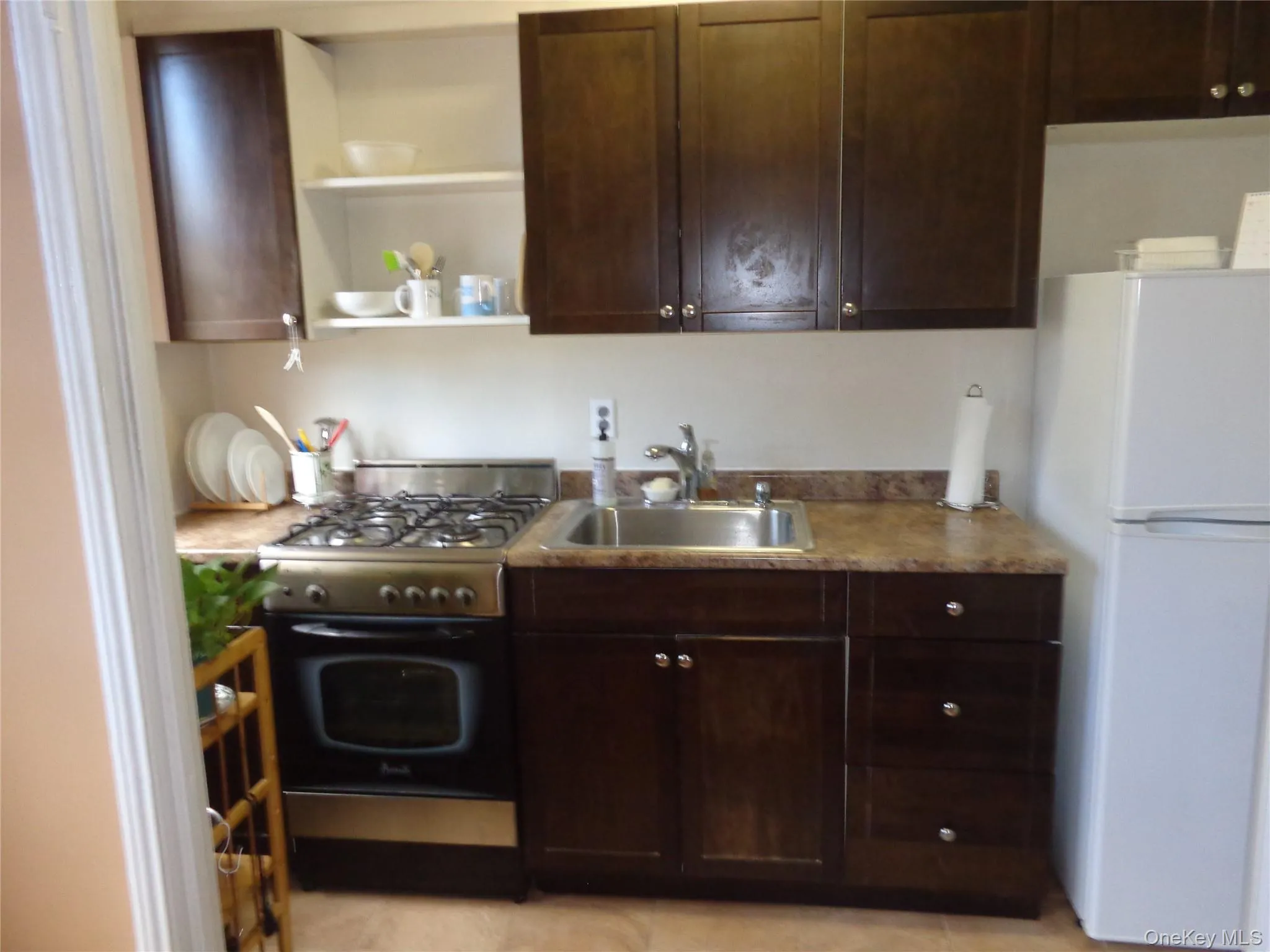 215-40 47 Avenue, New York, NY, 2 Rooms Rooms,1 BathroomBathrooms,Residential,For Rent,47 Avenue,0,1048385 215-40 47 Avenue, New York, NY, 2 Rooms Rooms,1 BathroomBathrooms,Residential,For Rent,47 Avenue,0,1048385