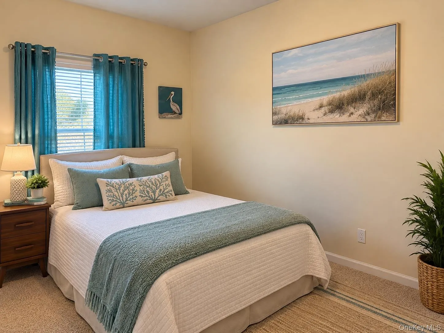 Guest bedroom Guest bedroom
