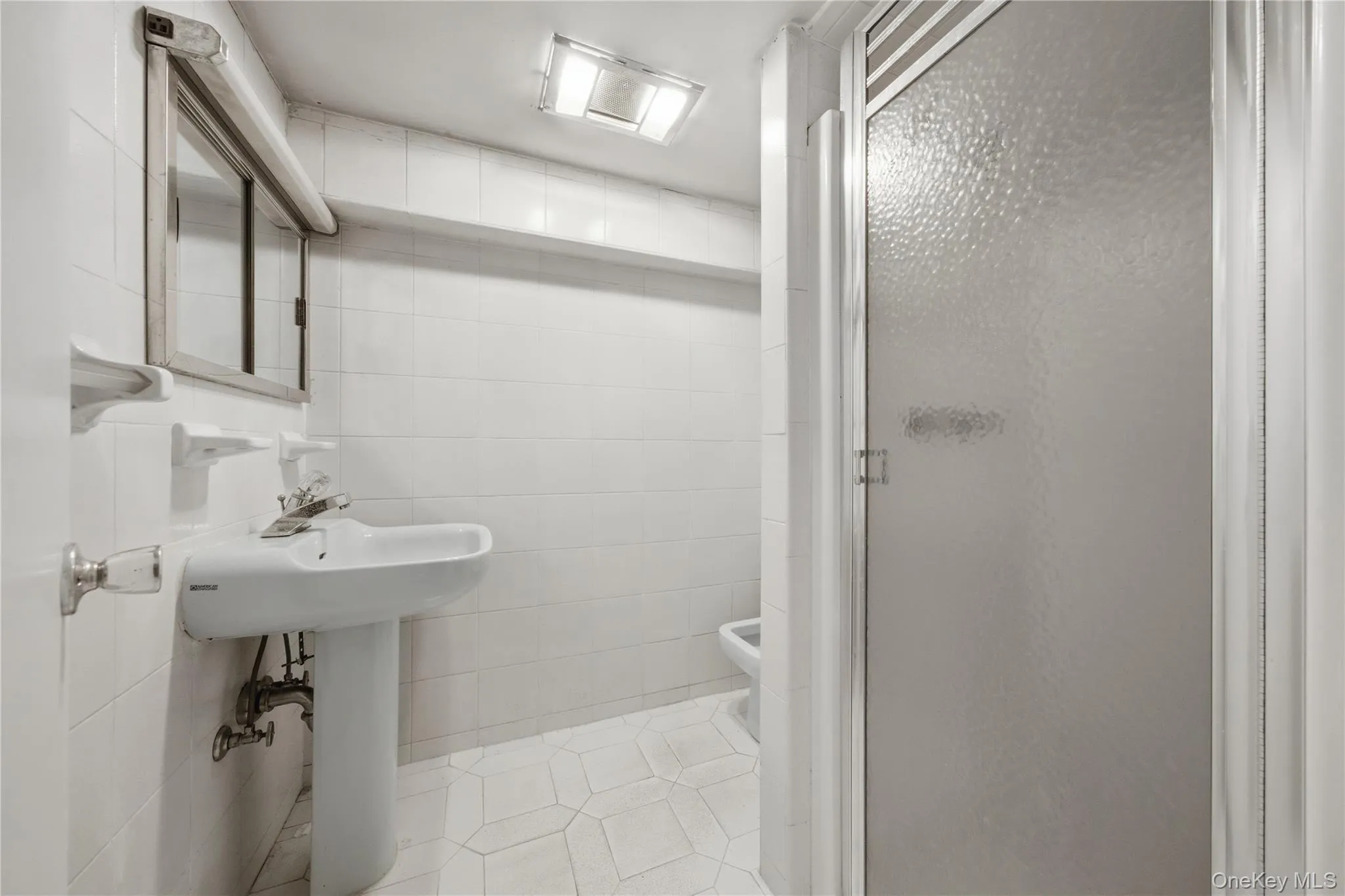 64-91 82nd Place, New York, NY, 3 Bedrooms Bedrooms, 8 Rooms Rooms,2 BathroomsBathrooms,Residential,For Rent,82nd,0,1048388 64-91 82nd Place, New York, NY, 3 Bedrooms Bedrooms, 8 Rooms Rooms,2 BathroomsBathrooms,Residential,For Rent,82nd,0,1048388