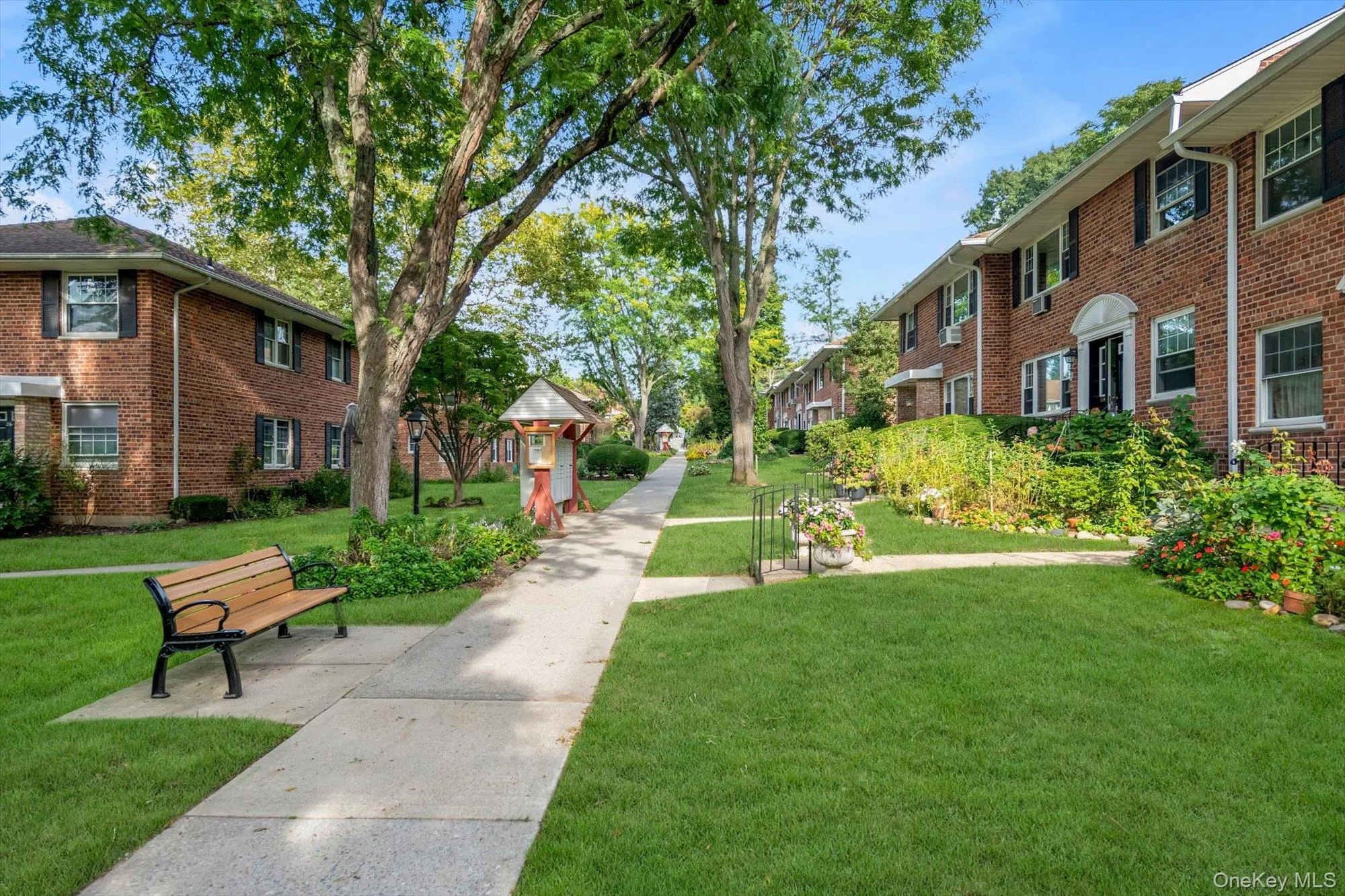 35U Madison Park Gardens, North Hempstead, NY, 2 Bedrooms Bedrooms, 4 Rooms Rooms,1 BathroomBathrooms,Residential,For Rent,Madison Park Gardens,0,1048389 35U Madison Park Gardens, North Hempstead, NY, 2 Bedrooms Bedrooms, 4 Rooms Rooms,1 BathroomBathrooms,Residential,For Rent,Madison Park Gardens,0,1048389