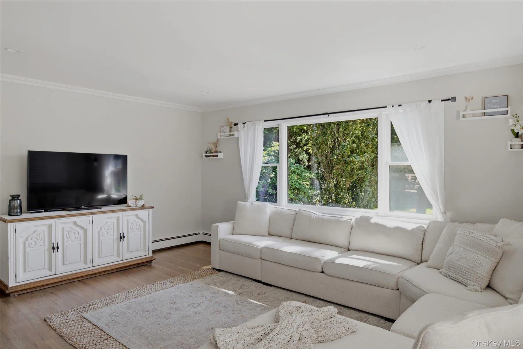 772 Pulaski Road, Huntington, NY, 5 Bedrooms Bedrooms, 9 Rooms Rooms,2 BathroomsBathrooms,Residential,For Rent,Pulaski,0,1048390 772 Pulaski Road, Huntington, NY, 5 Bedrooms Bedrooms, 9 Rooms Rooms,2 BathroomsBathrooms,Residential,For Rent,Pulaski,0,1048390