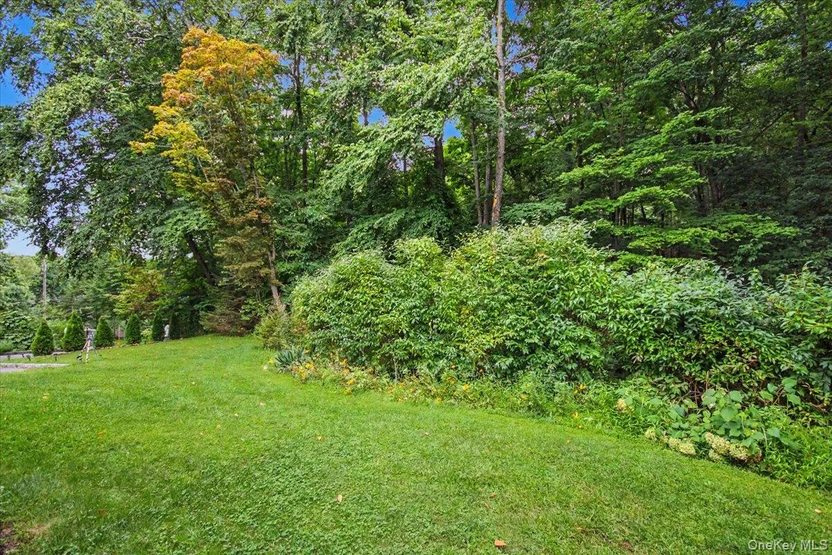 45 Hemlock Trail Court, Carmel, NY, 3 Bedrooms Bedrooms, 8 Rooms Rooms,4 BathroomsBathrooms,Residential,For Rent,Hemlock Trail,0,1048391 45 Hemlock Trail Court, Carmel, NY, 3 Bedrooms Bedrooms, 8 Rooms Rooms,4 BathroomsBathrooms,Residential,For Rent,Hemlock Trail,0,1048391