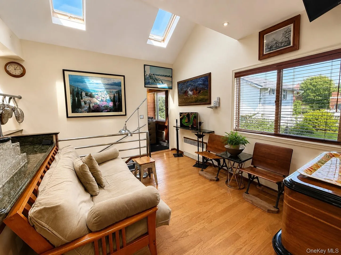 13810 Cronston Avenue, New York, NY, 3 Bedrooms Bedrooms, 7 Rooms Rooms,2 BathroomsBathrooms,Residential,For Rent,Cronston,0,1048400 13810 Cronston Avenue, New York, NY, 3 Bedrooms Bedrooms, 7 Rooms Rooms,2 BathroomsBathrooms,Residential,For Rent,Cronston,0,1048400
