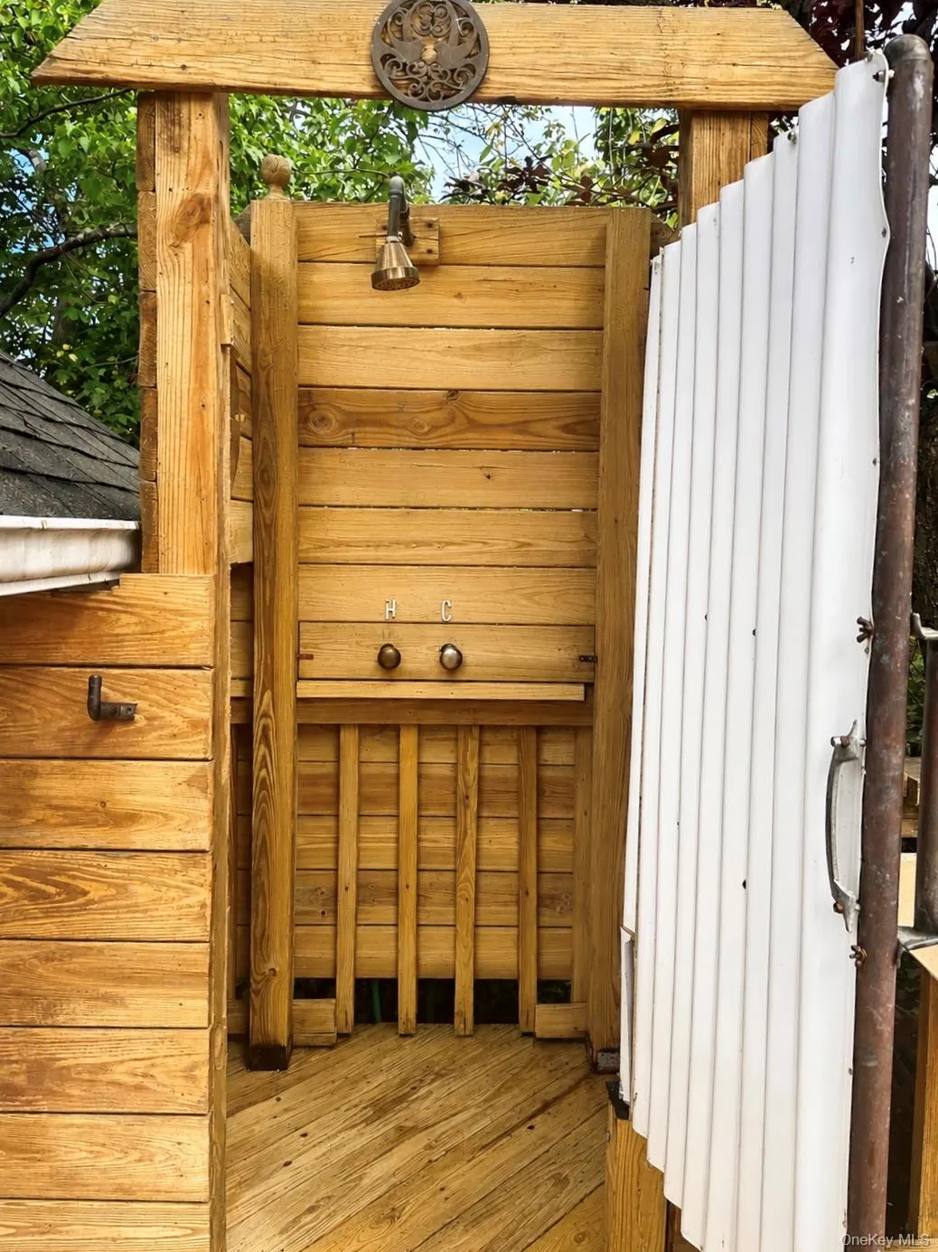 13810 Cronston Avenue, New York, NY, 3 Bedrooms Bedrooms, 7 Rooms Rooms,2 BathroomsBathrooms,Residential,For Rent,Cronston,0,1048400 13810 Cronston Avenue, New York, NY, 3 Bedrooms Bedrooms, 7 Rooms Rooms,2 BathroomsBathrooms,Residential,For Rent,Cronston,0,1048400