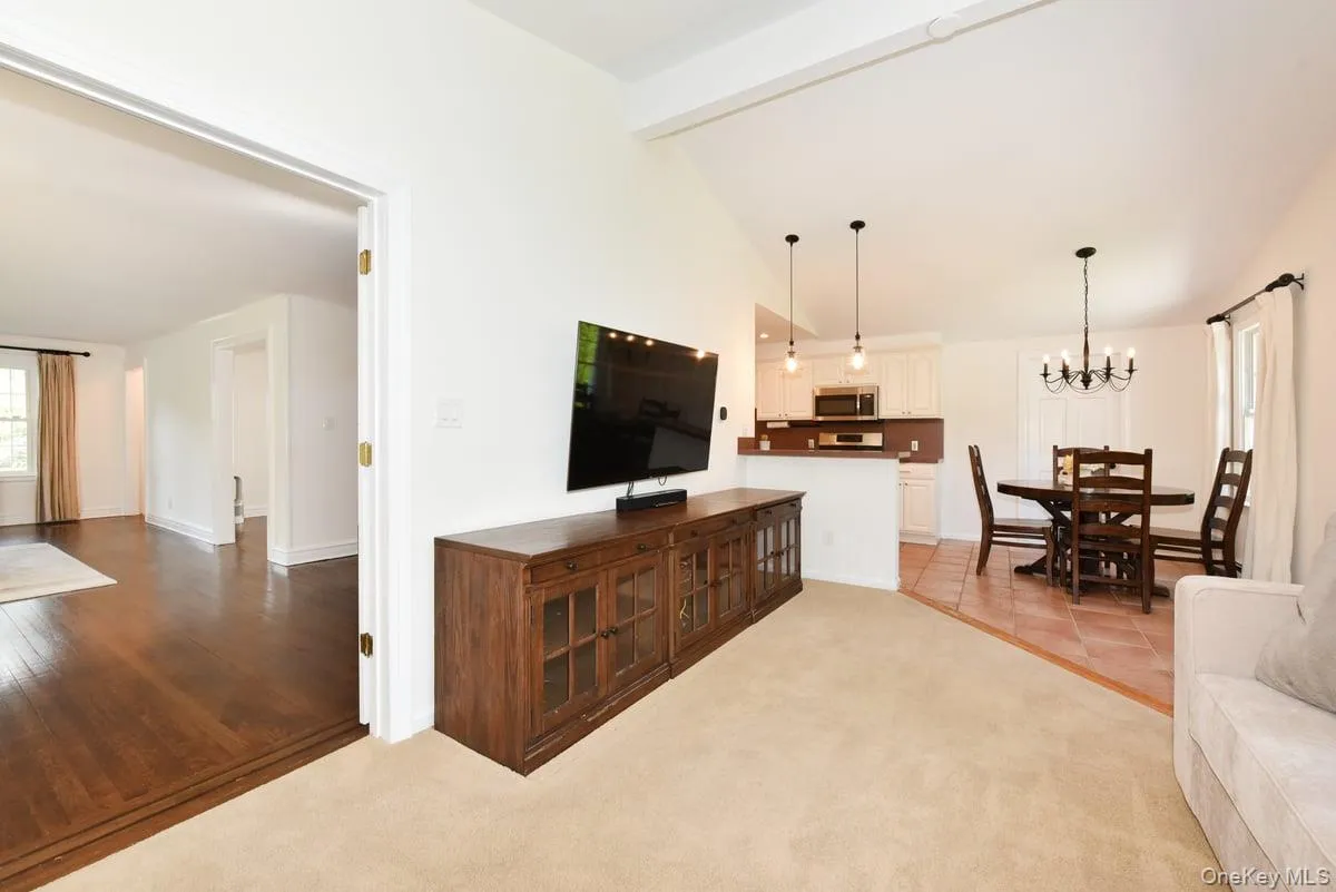 162 Elton Road, Hempstead, NY, 3 Bedrooms Bedrooms, 7 Rooms Rooms,2 BathroomsBathrooms,Residential,For Rent,Elton,0,1048411 162 Elton Road, Hempstead, NY, 3 Bedrooms Bedrooms, 7 Rooms Rooms,2 BathroomsBathrooms,Residential,For Rent,Elton,0,1048411