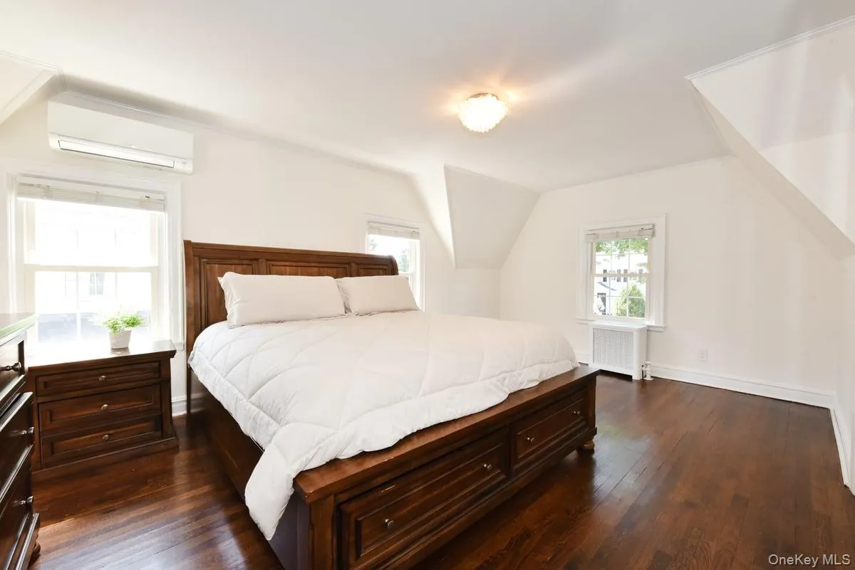 162 Elton Road, Hempstead, NY, 3 Bedrooms Bedrooms, 7 Rooms Rooms,2 BathroomsBathrooms,Residential,For Rent,Elton,0,1048411 162 Elton Road, Hempstead, NY, 3 Bedrooms Bedrooms, 7 Rooms Rooms,2 BathroomsBathrooms,Residential,For Rent,Elton,0,1048411