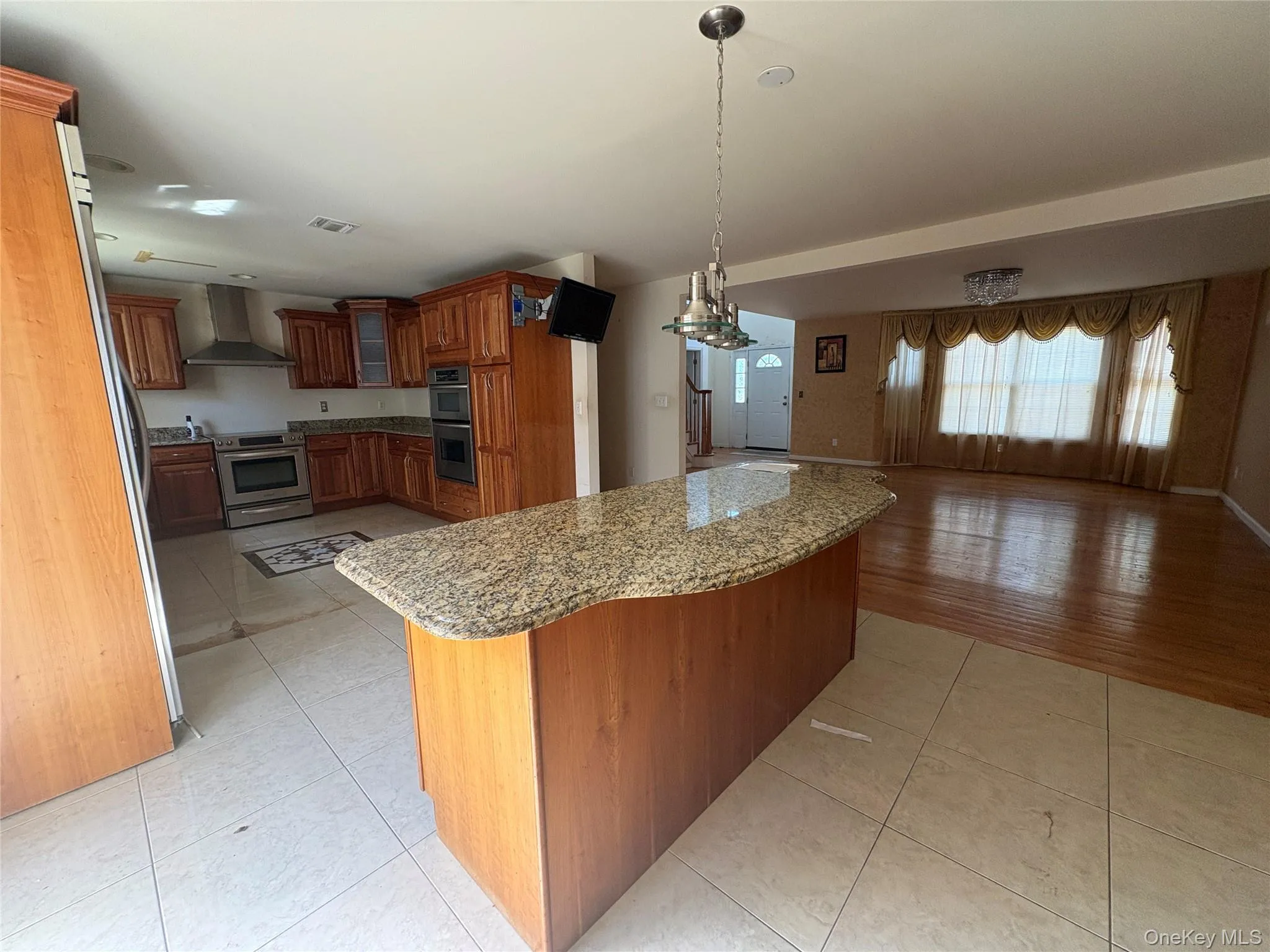 249 Haven Avenue, Islip, NY, 7 Bedrooms Bedrooms, 13 Rooms Rooms,3 BathroomsBathrooms,Residential,For Rent,Haven,0,1048412 249 Haven Avenue, Islip, NY, 7 Bedrooms Bedrooms, 13 Rooms Rooms,3 BathroomsBathrooms,Residential,For Rent,Haven,0,1048412