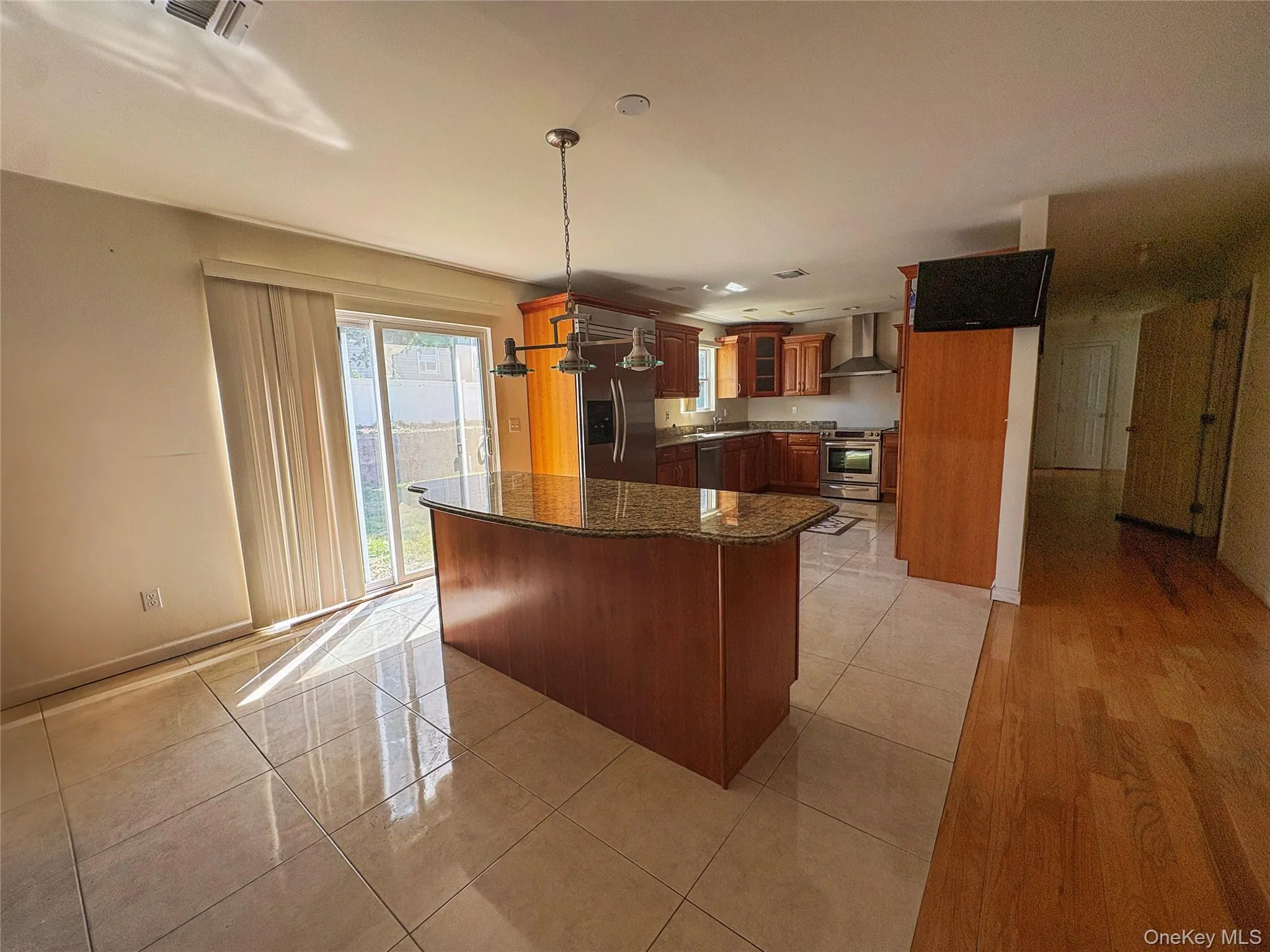249 Haven Avenue, Islip, NY, 7 Bedrooms Bedrooms, 13 Rooms Rooms,3 BathroomsBathrooms,Residential,For Rent,Haven,0,1048412 249 Haven Avenue, Islip, NY, 7 Bedrooms Bedrooms, 13 Rooms Rooms,3 BathroomsBathrooms,Residential,For Rent,Haven,0,1048412