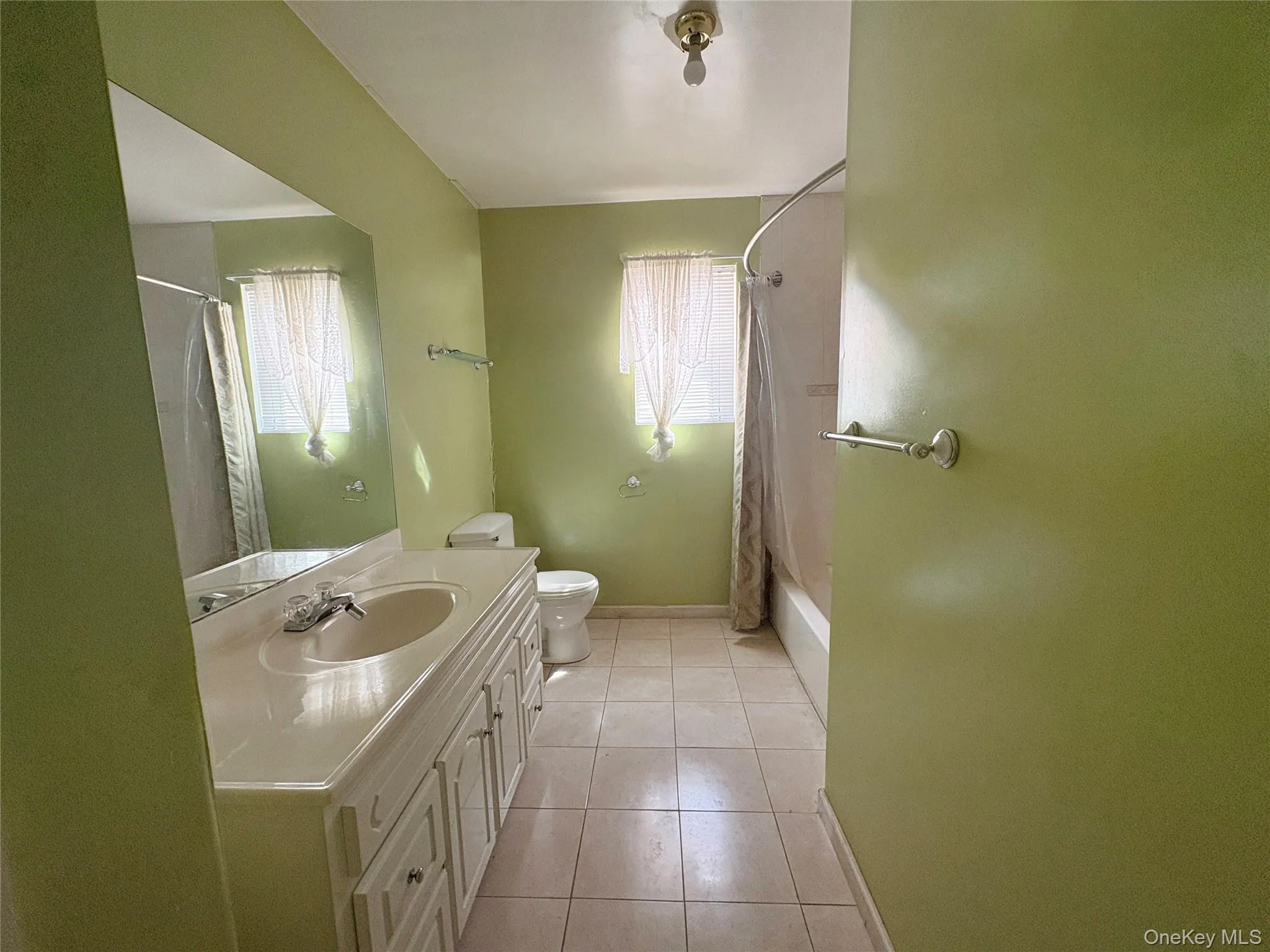 249 Haven Avenue, Islip, NY, 7 Bedrooms Bedrooms, 13 Rooms Rooms,3 BathroomsBathrooms,Residential,For Rent,Haven,0,1048412 249 Haven Avenue, Islip, NY, 7 Bedrooms Bedrooms, 13 Rooms Rooms,3 BathroomsBathrooms,Residential,For Rent,Haven,0,1048412
